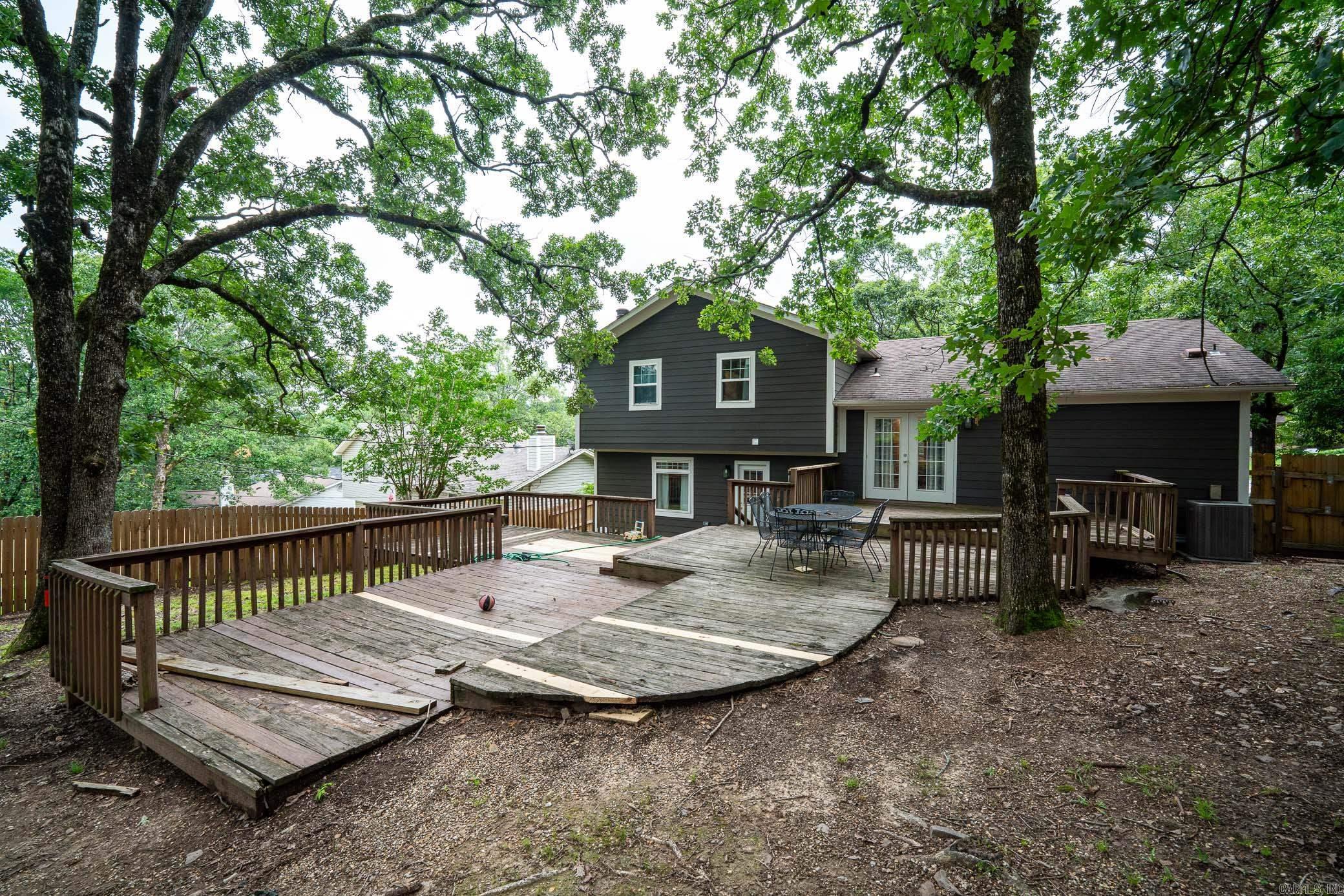 4100  Sam Peck  Little Rock, AR