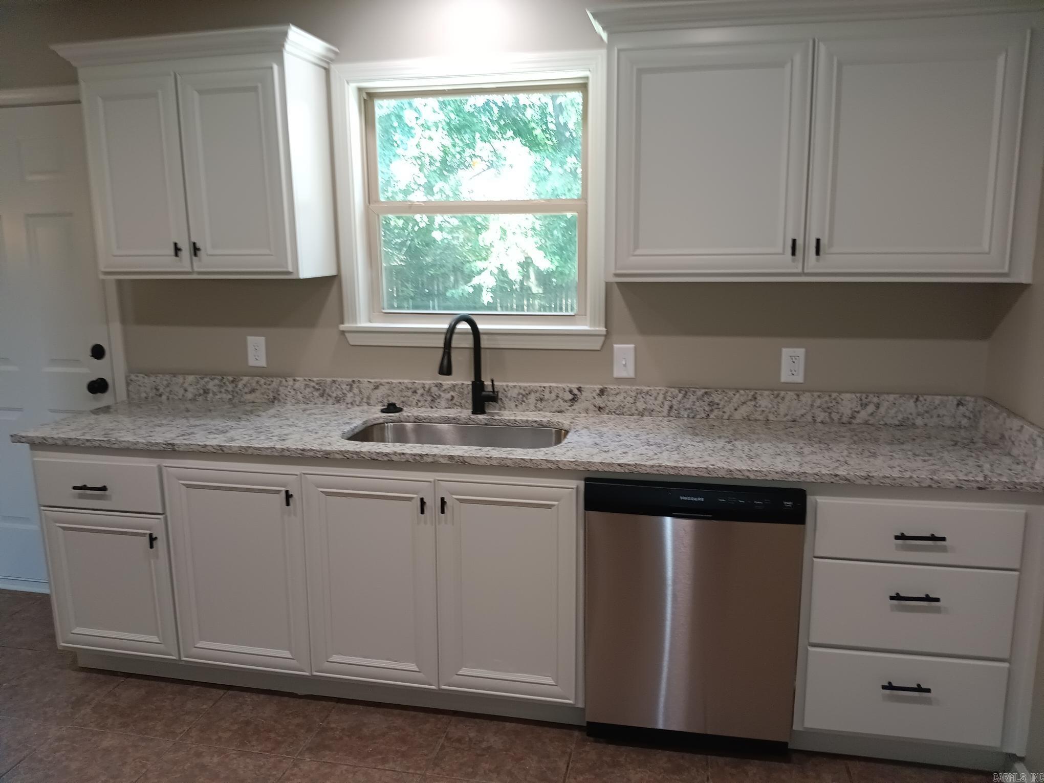 510  Sanibel  Searcy, AR