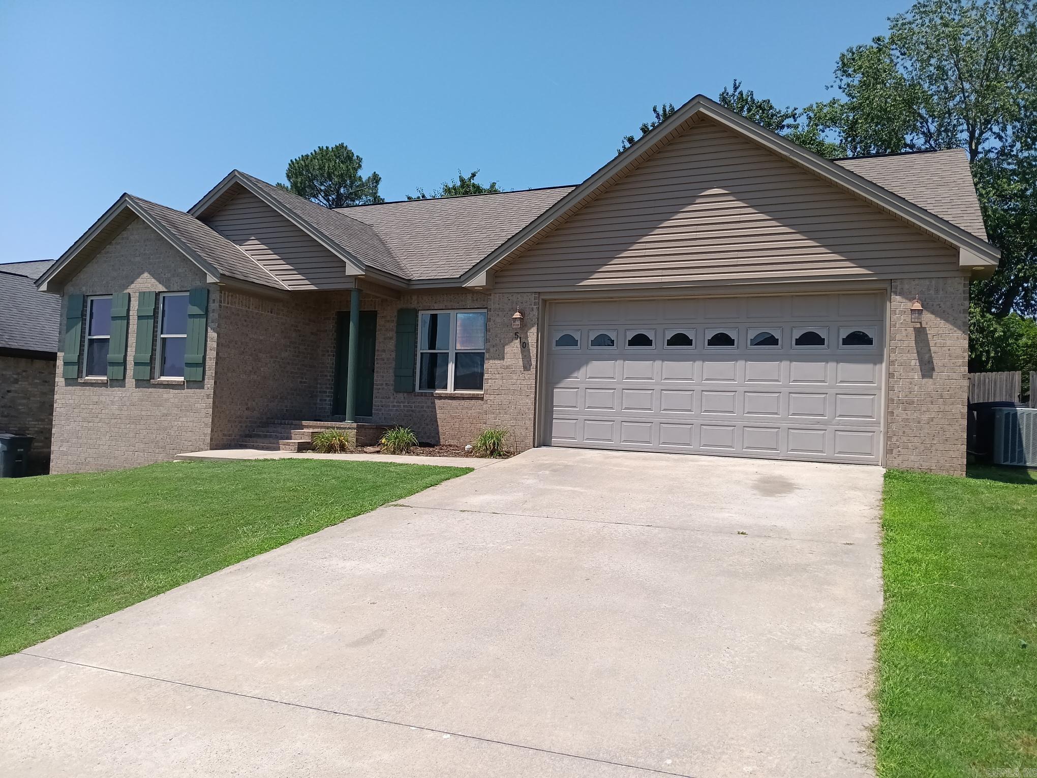 510  Sanibel  Searcy, AR