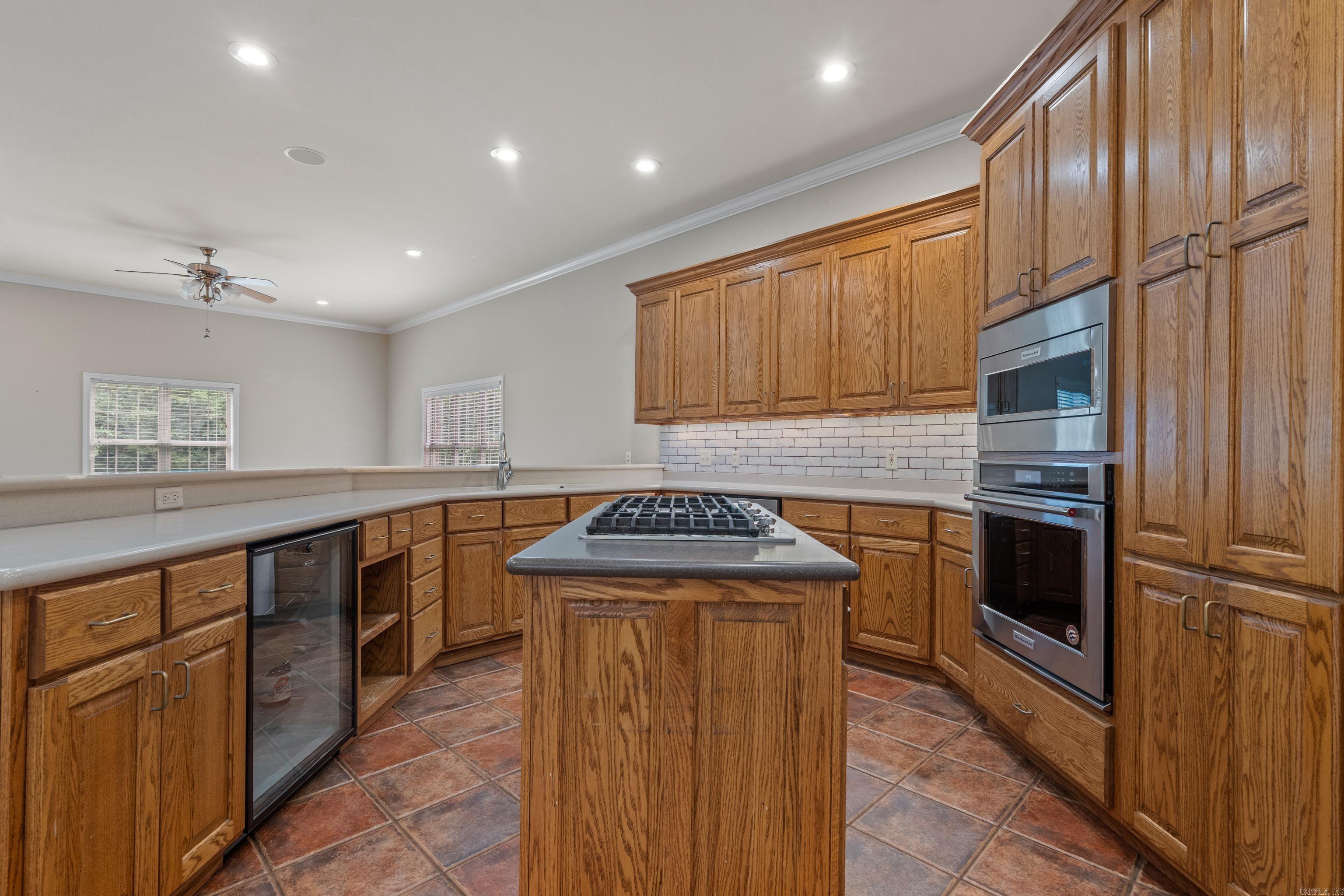 185 HILLSIDE  Hot Springs, AR