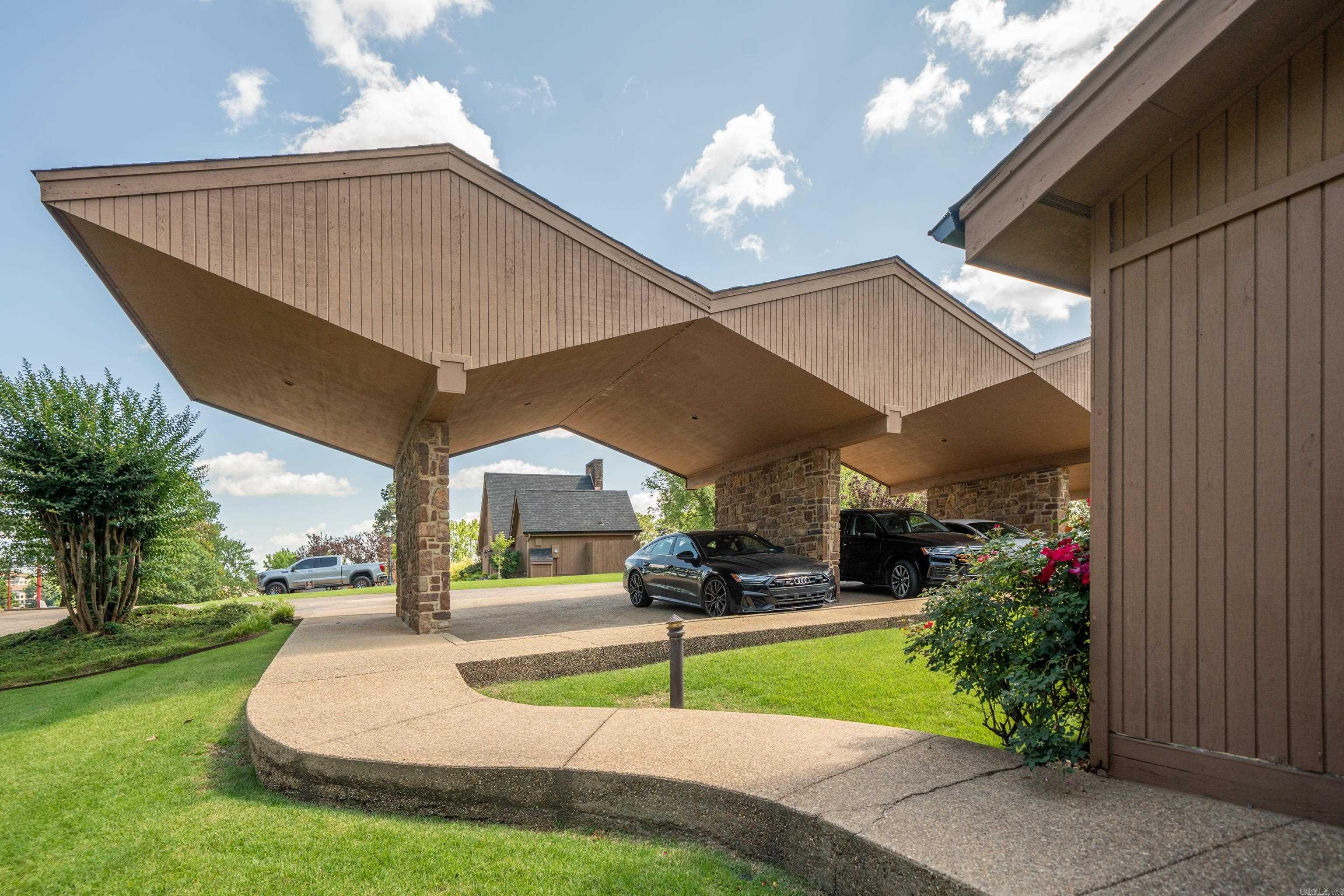 5000 Central  Hot Springs, AR