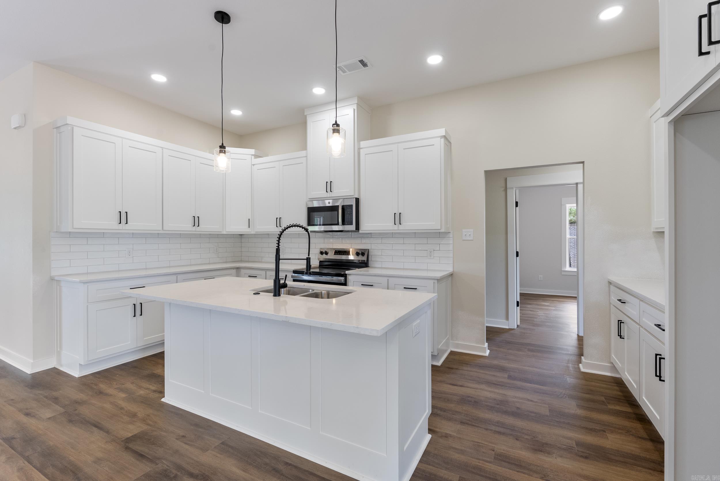 11208  Peters  Cabot, AR