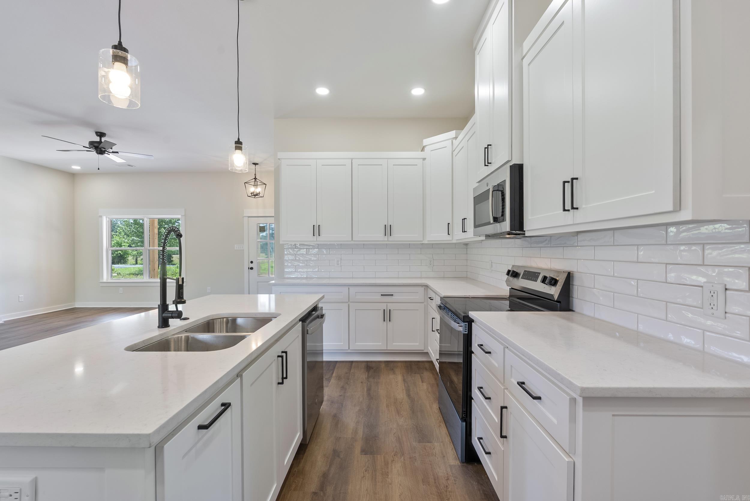 11208  Peters  Cabot, AR