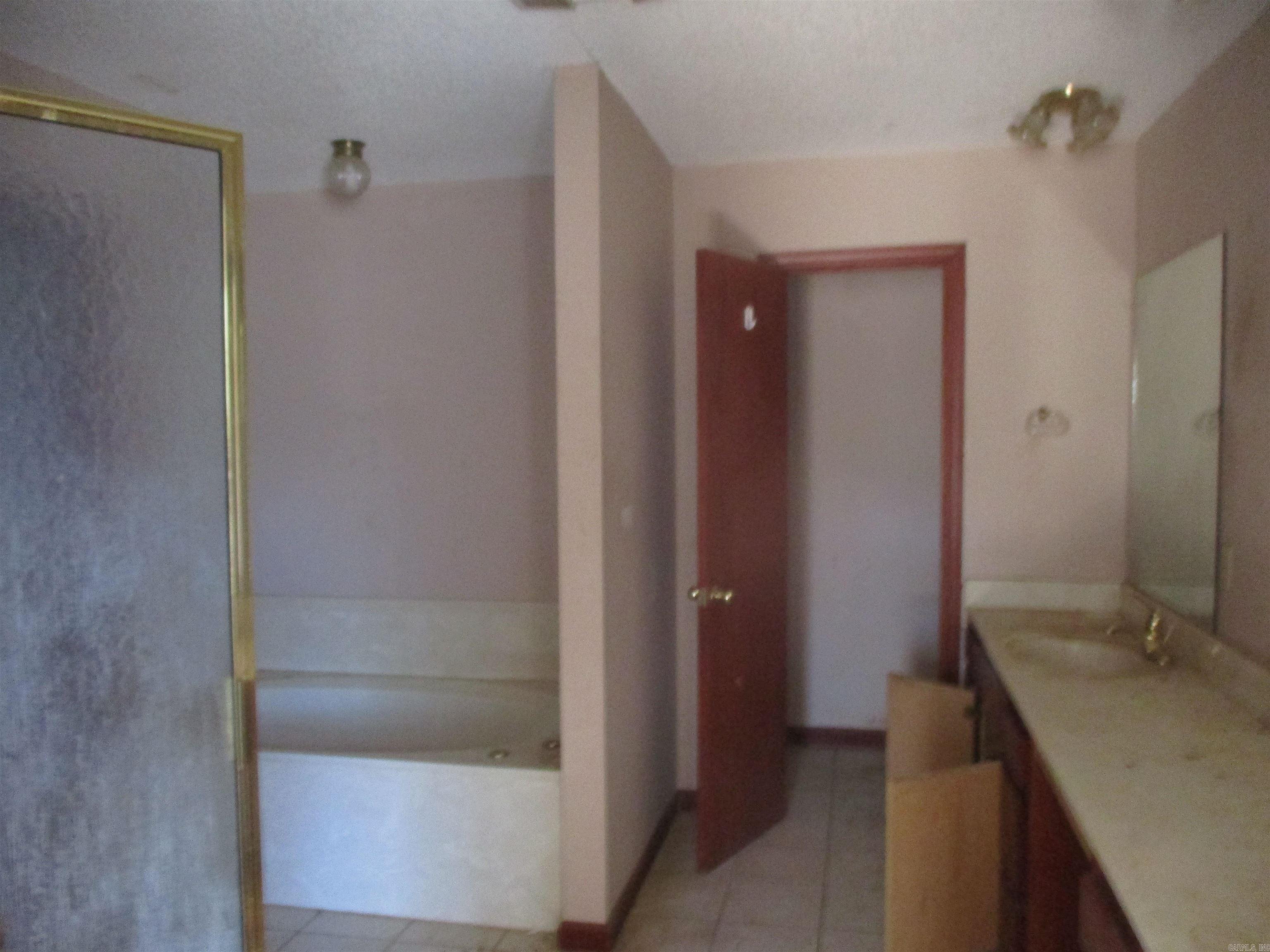 255  Taylor  Cabot, AR