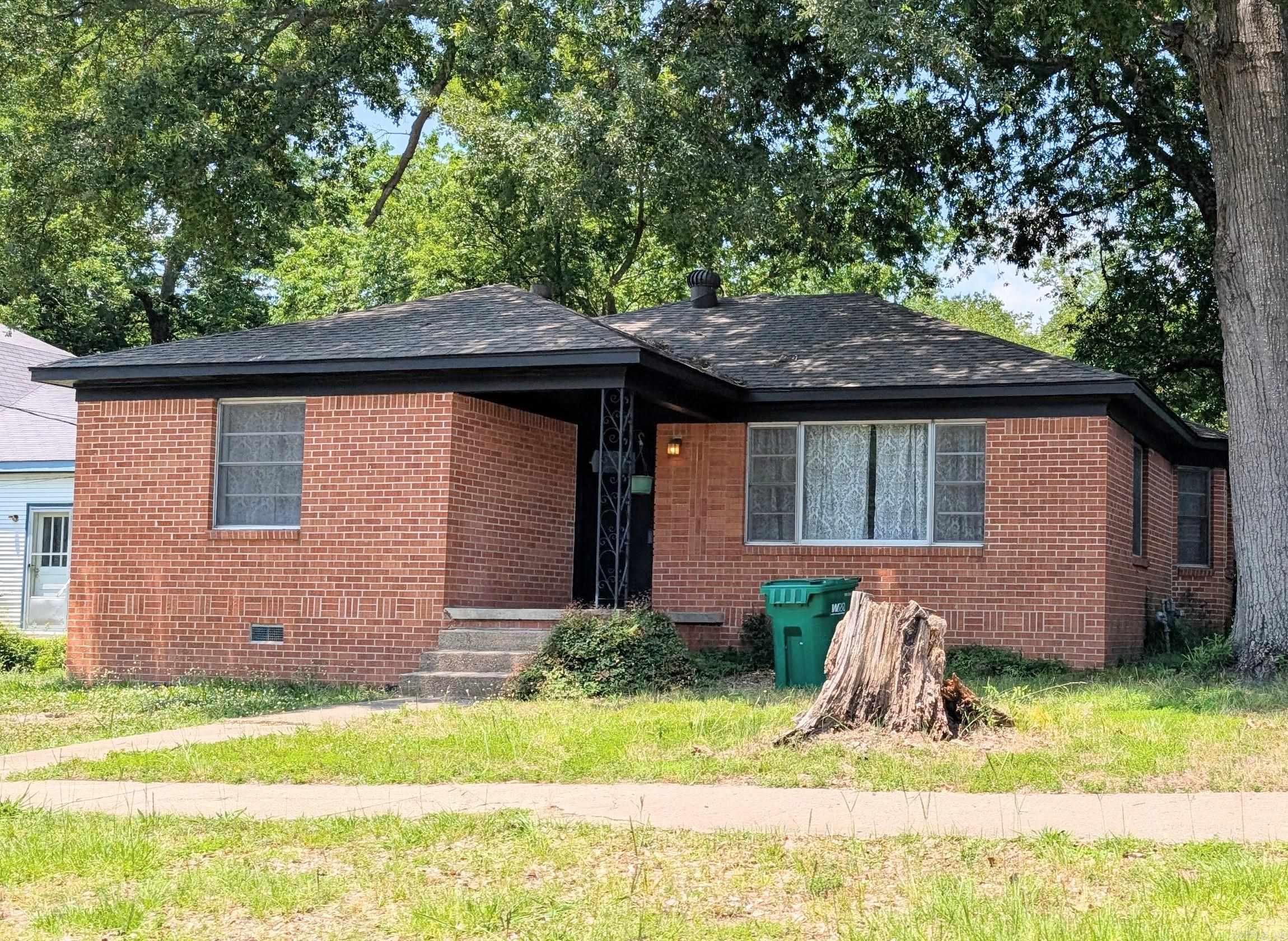 401  South  Benton, AR