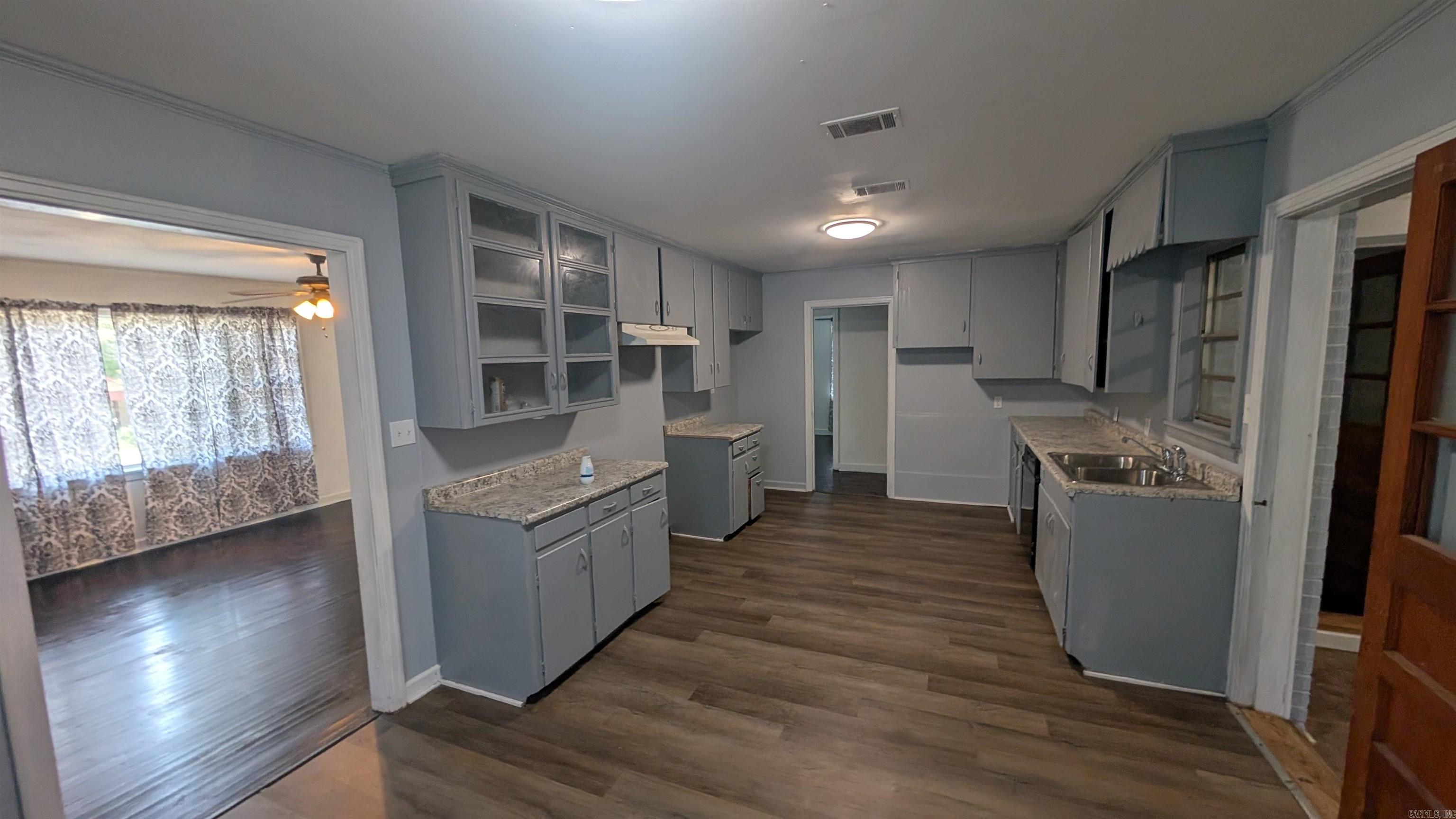 401  South  Benton, AR