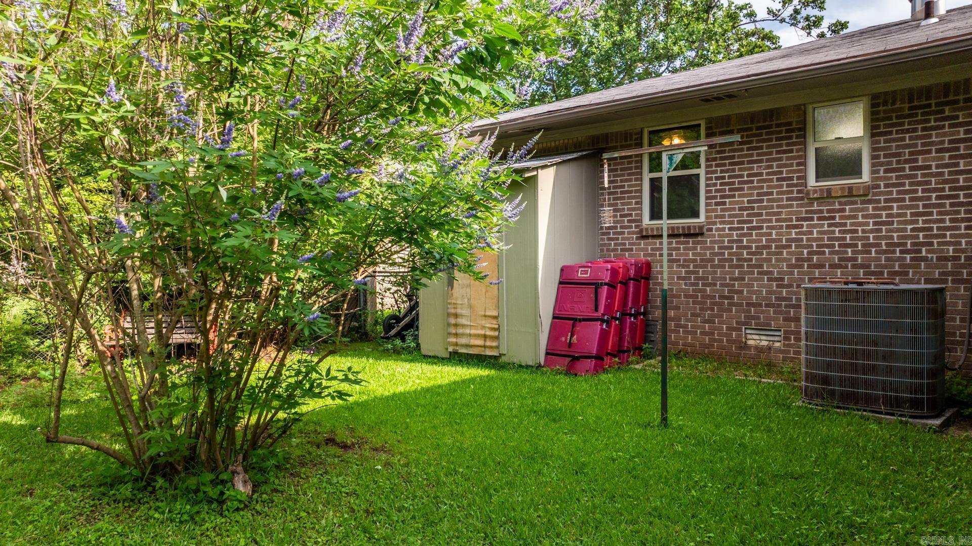31  meadowbrook  Little Rock, AR