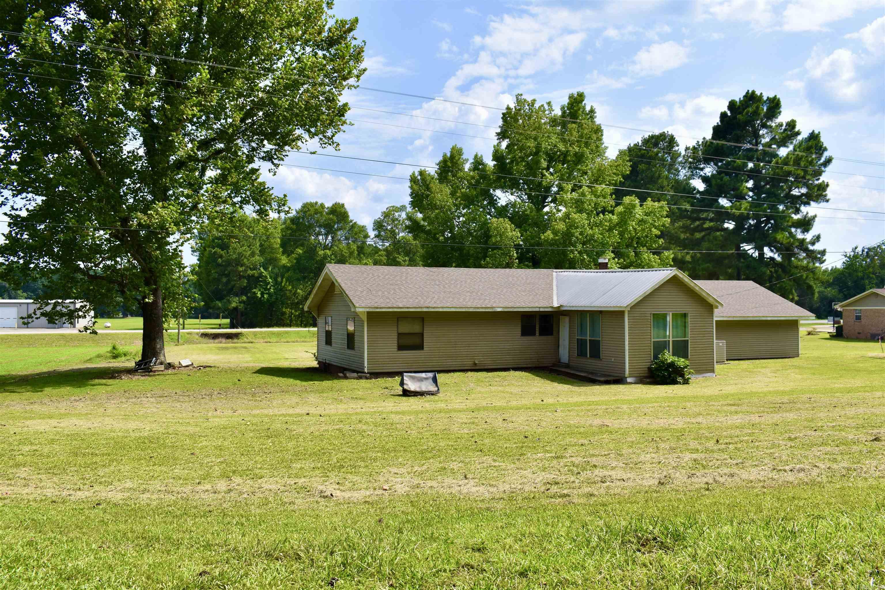 4566 Hwy 60W  Perryville, AR