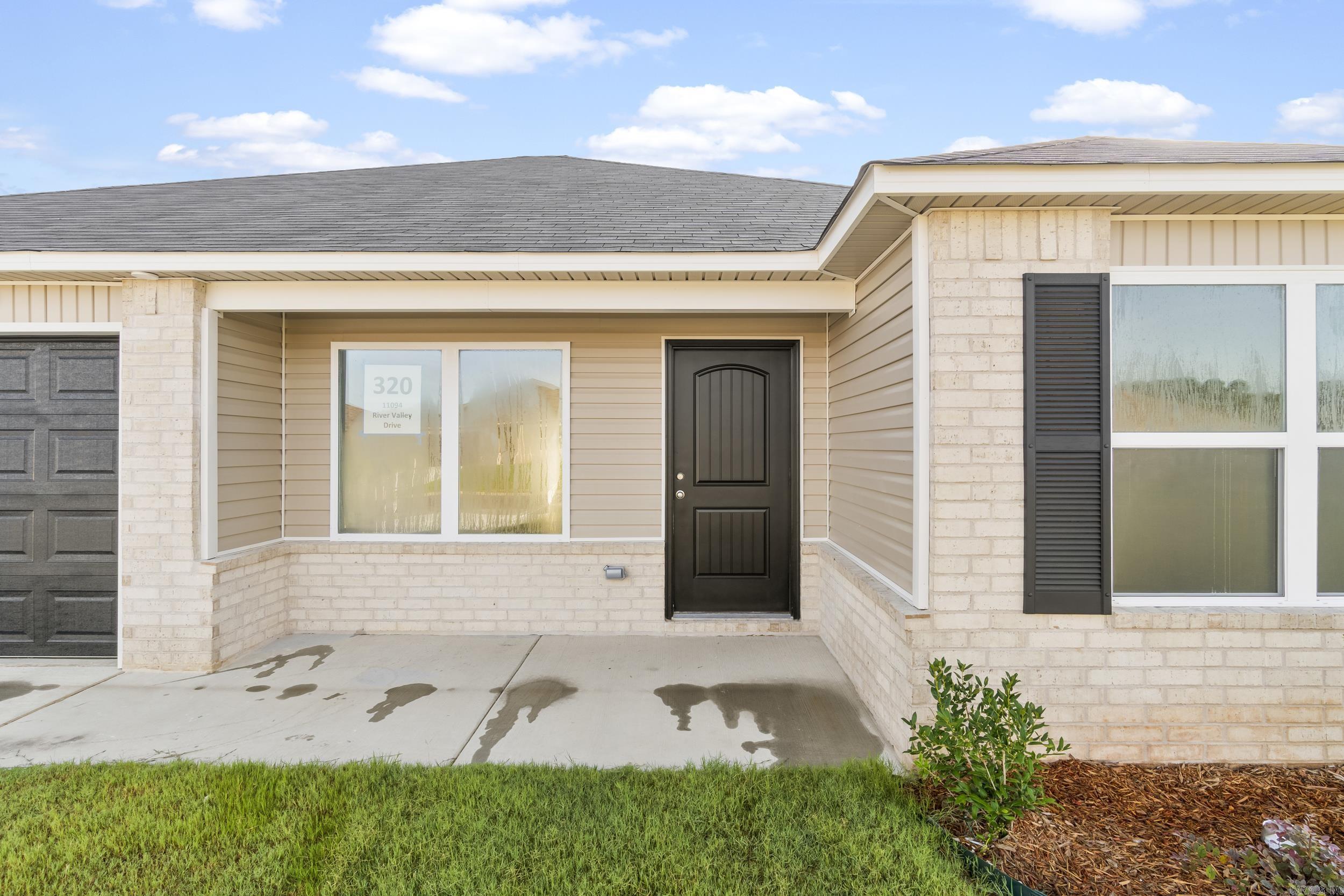 11094 River Valley Drive Hensley, AR 72065