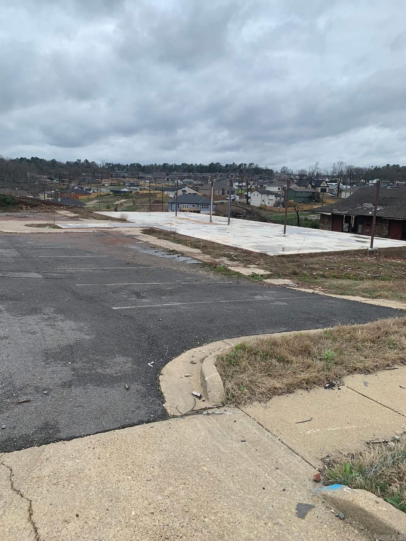 5 Shackleford Plz  Little Rock, AR