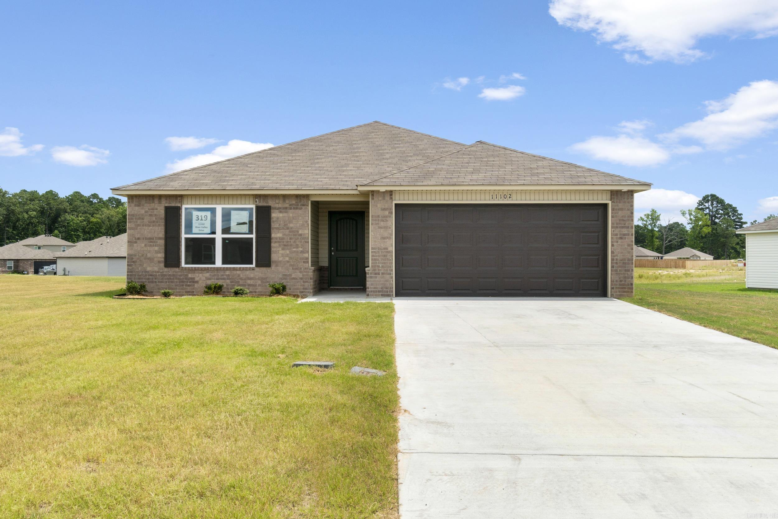 11102 River Valley Drive Hensley, AR 72065