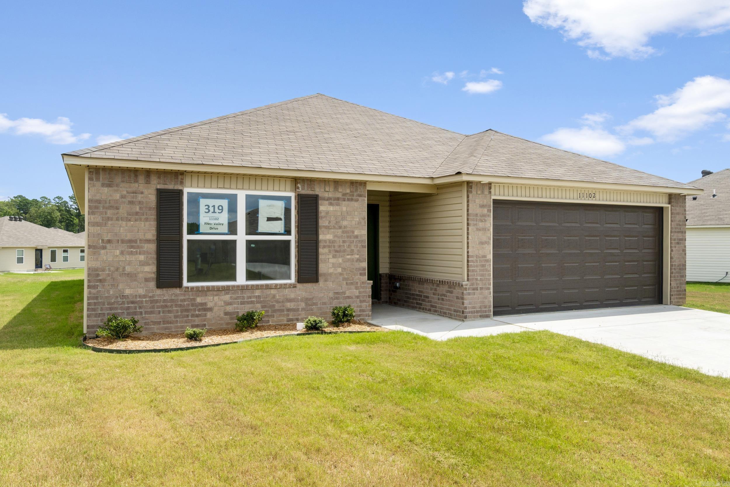 11102 River Valley Drive Hensley, AR 72065