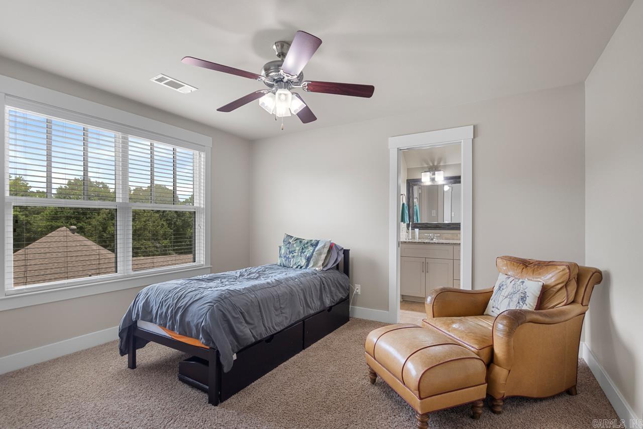 1011 MILLER Cove Benton, AR 72015