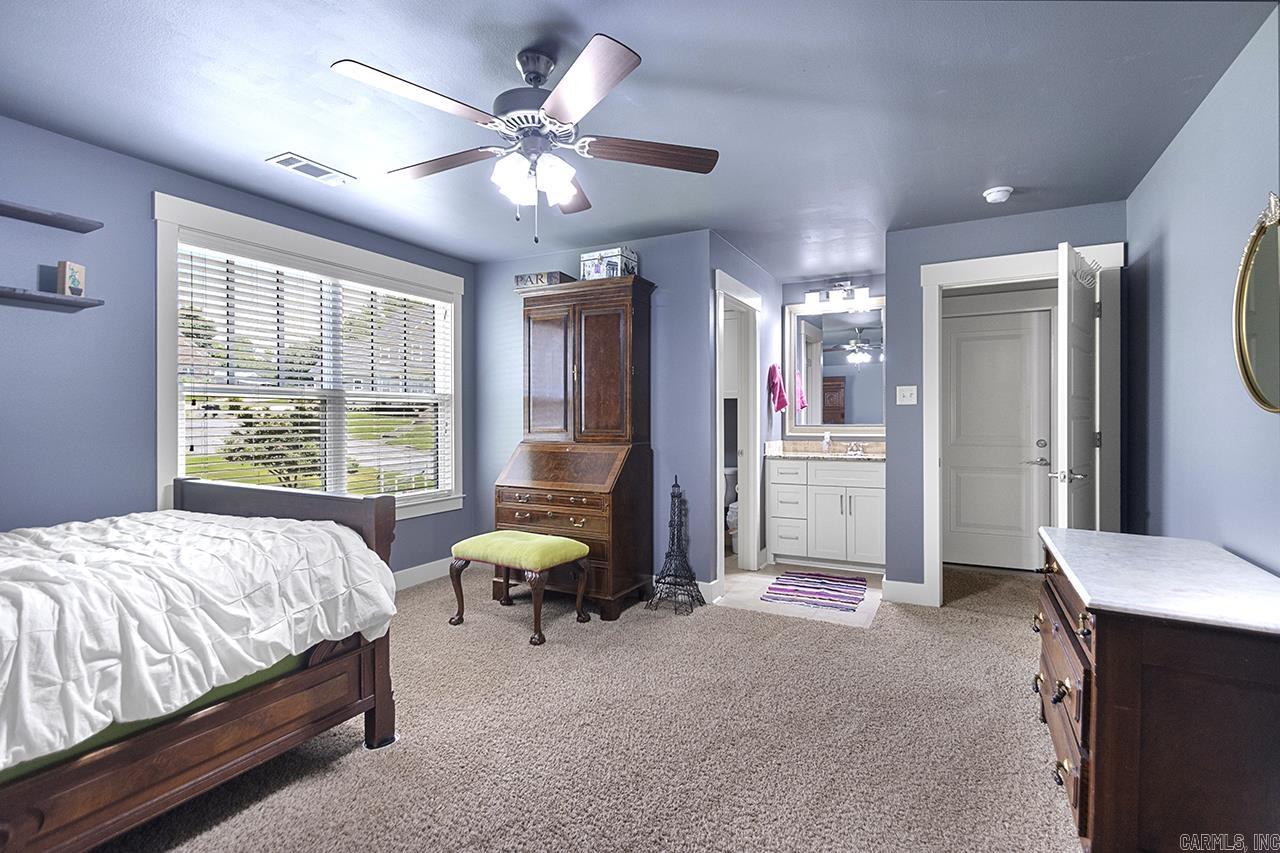 1011  MILLER  Benton, AR