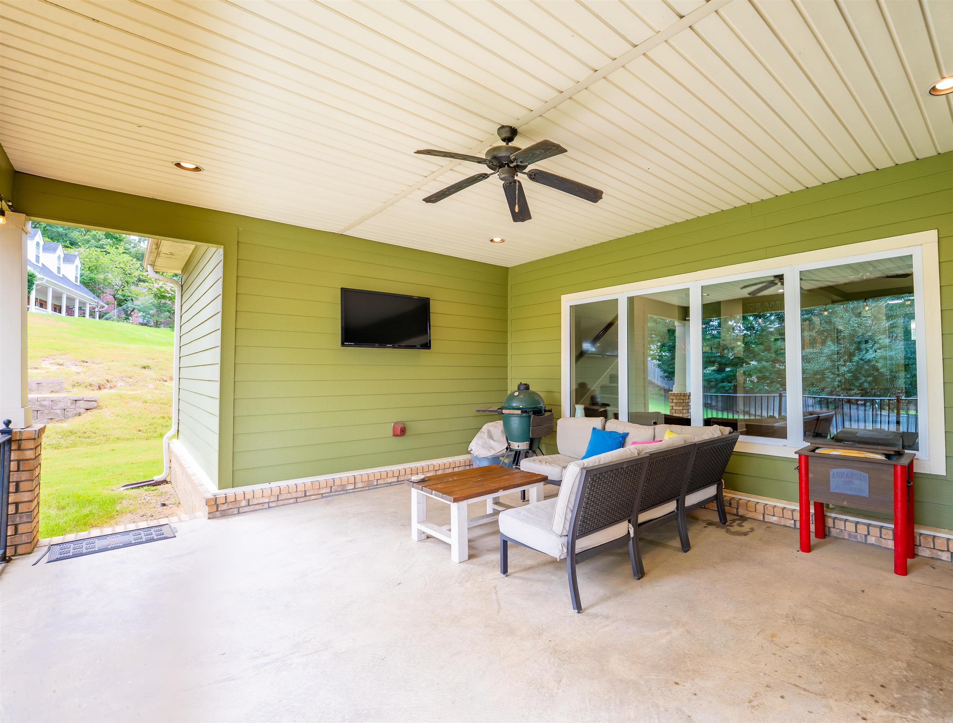 1011 MILLER Cove Benton, AR 72015