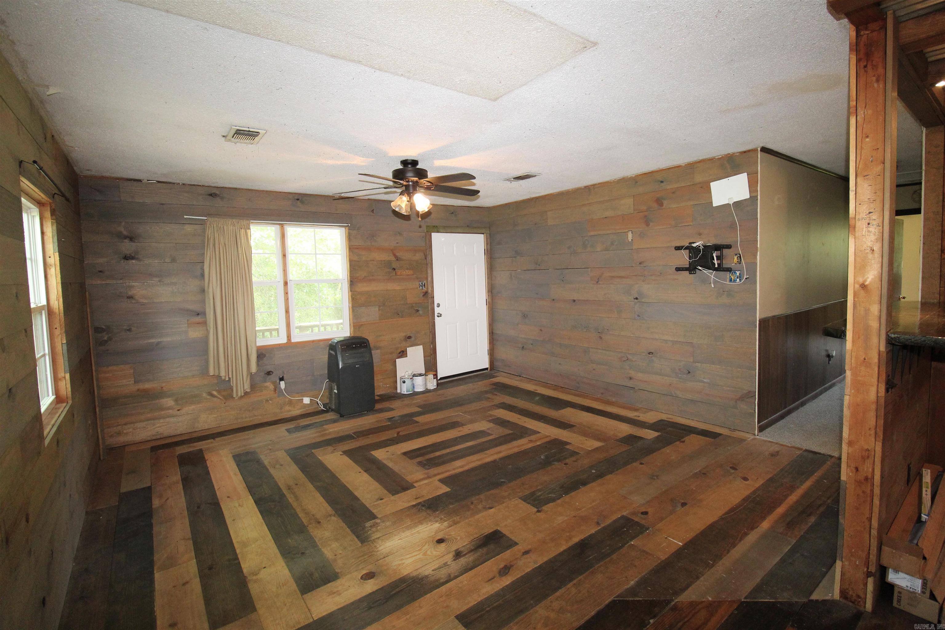 803 Reeder Road  Leola, AR