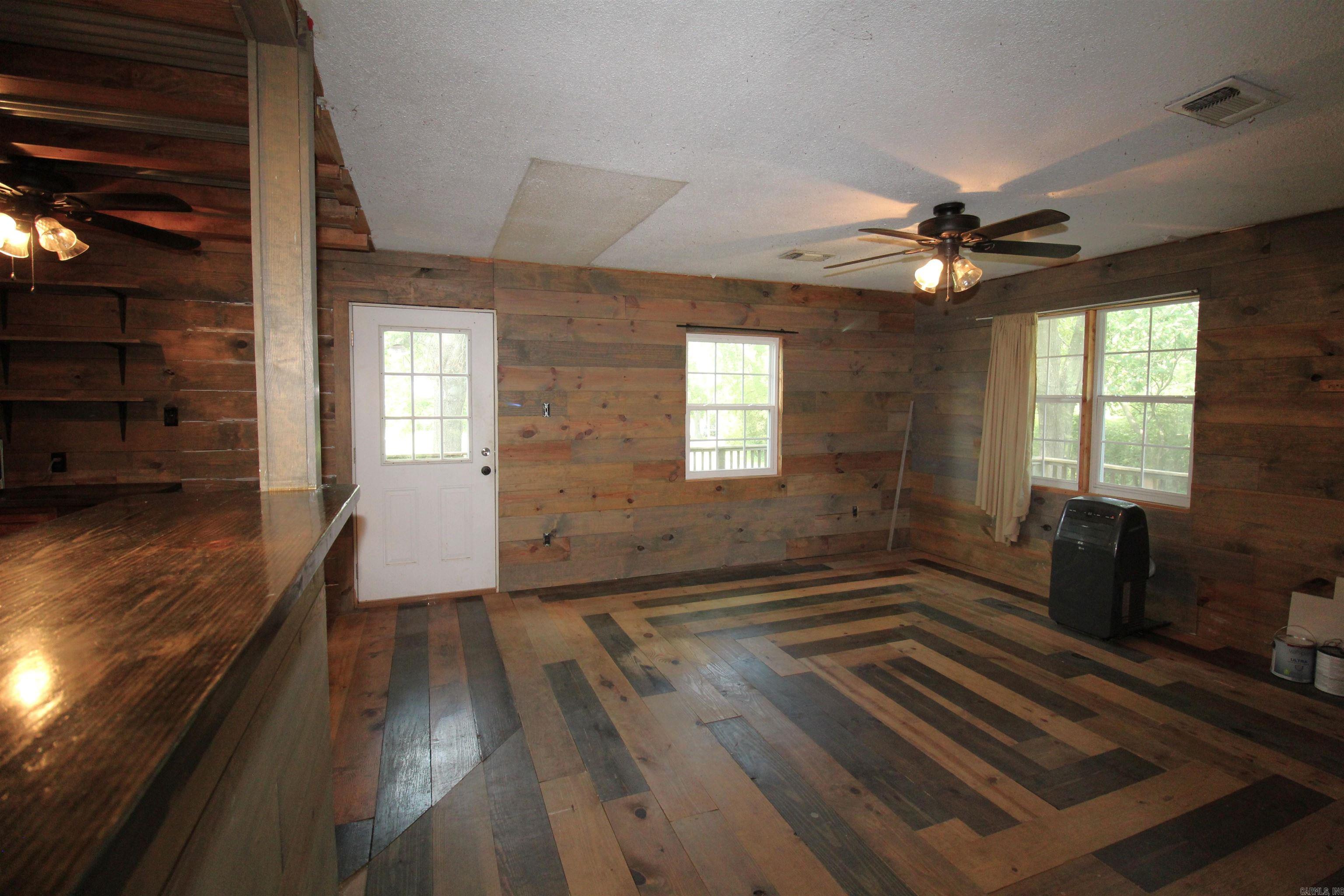 803 Reeder Road  Leola, AR