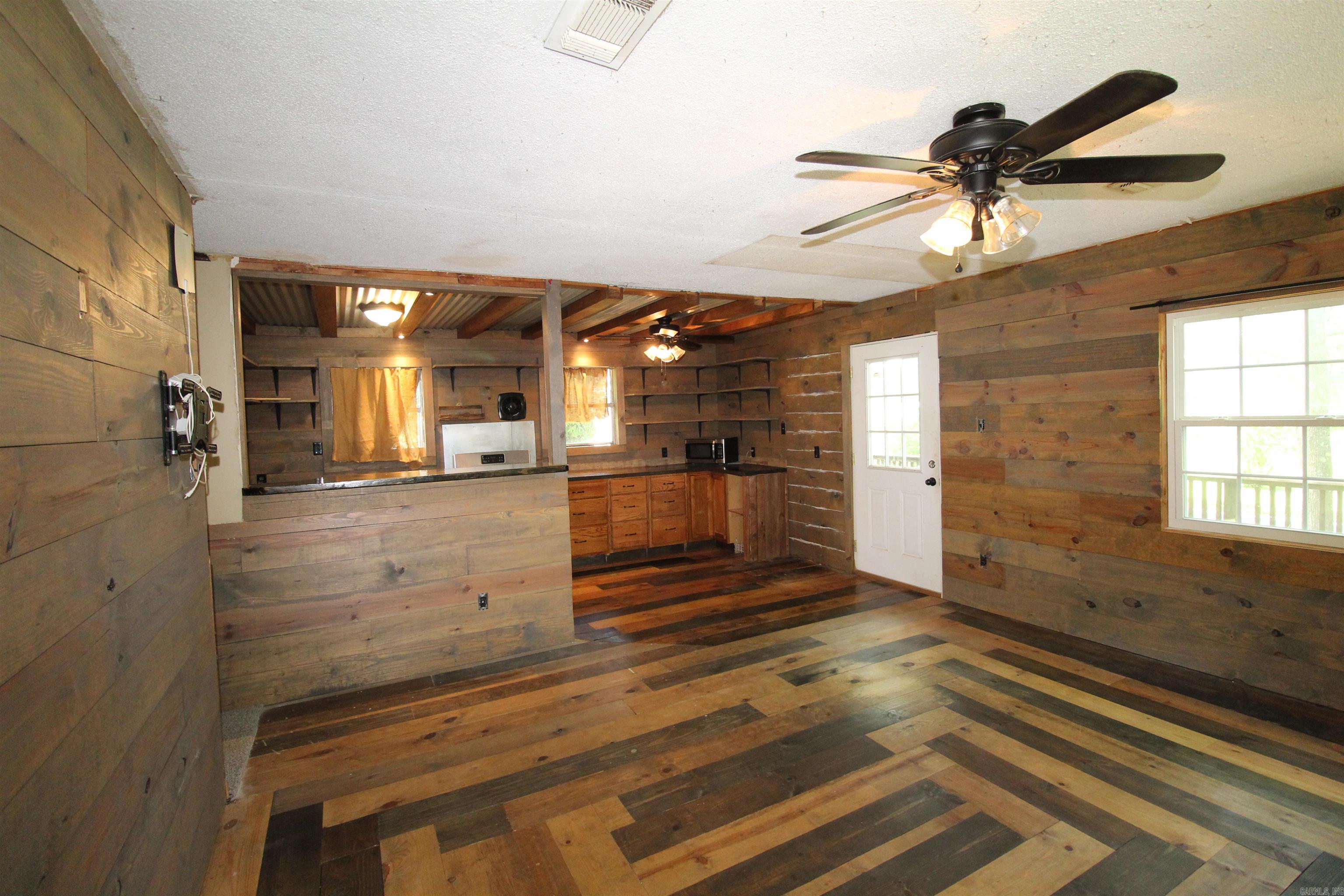 803 Reeder Road  Leola, AR