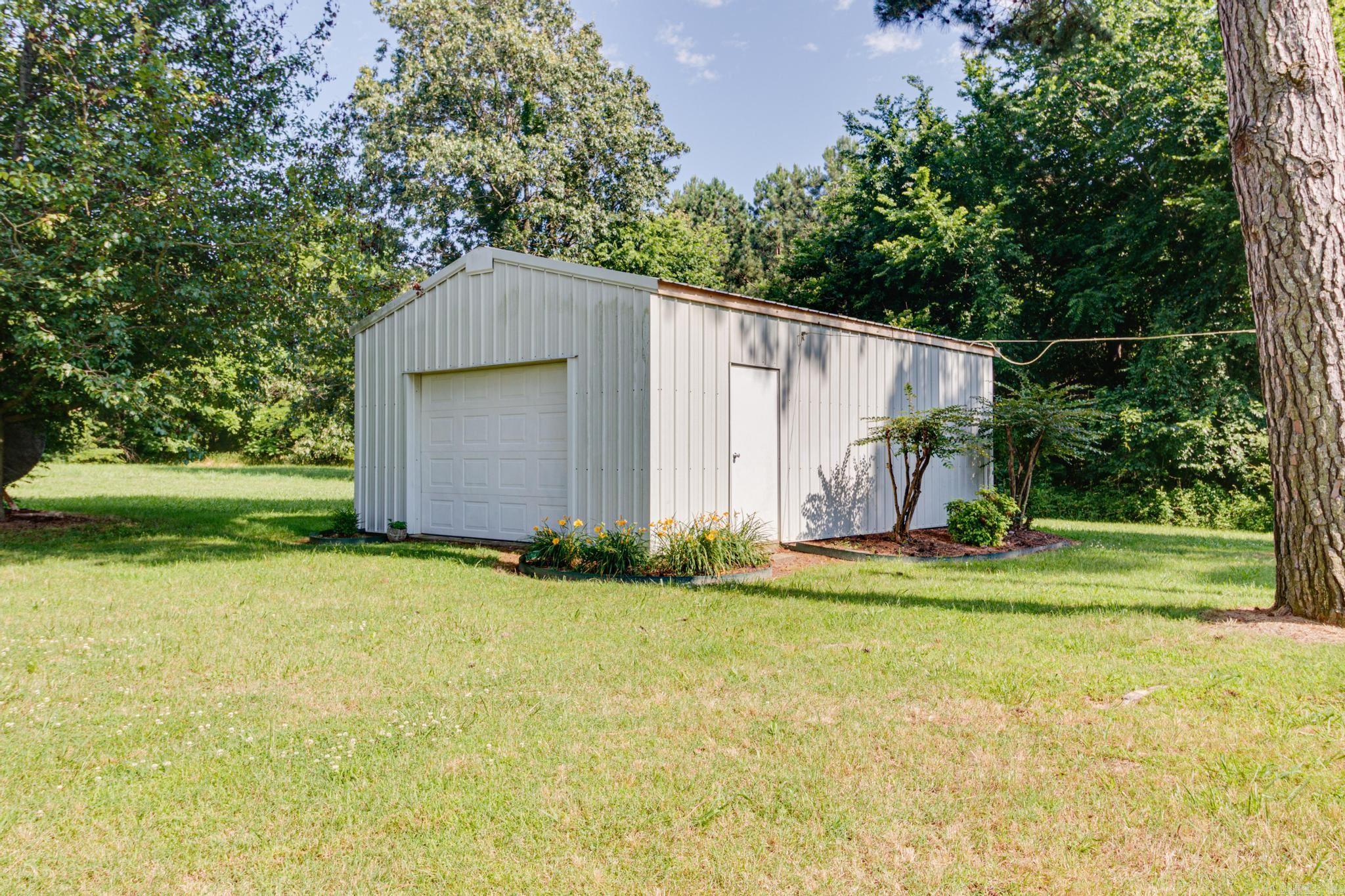738  CR 485  Rector, AR