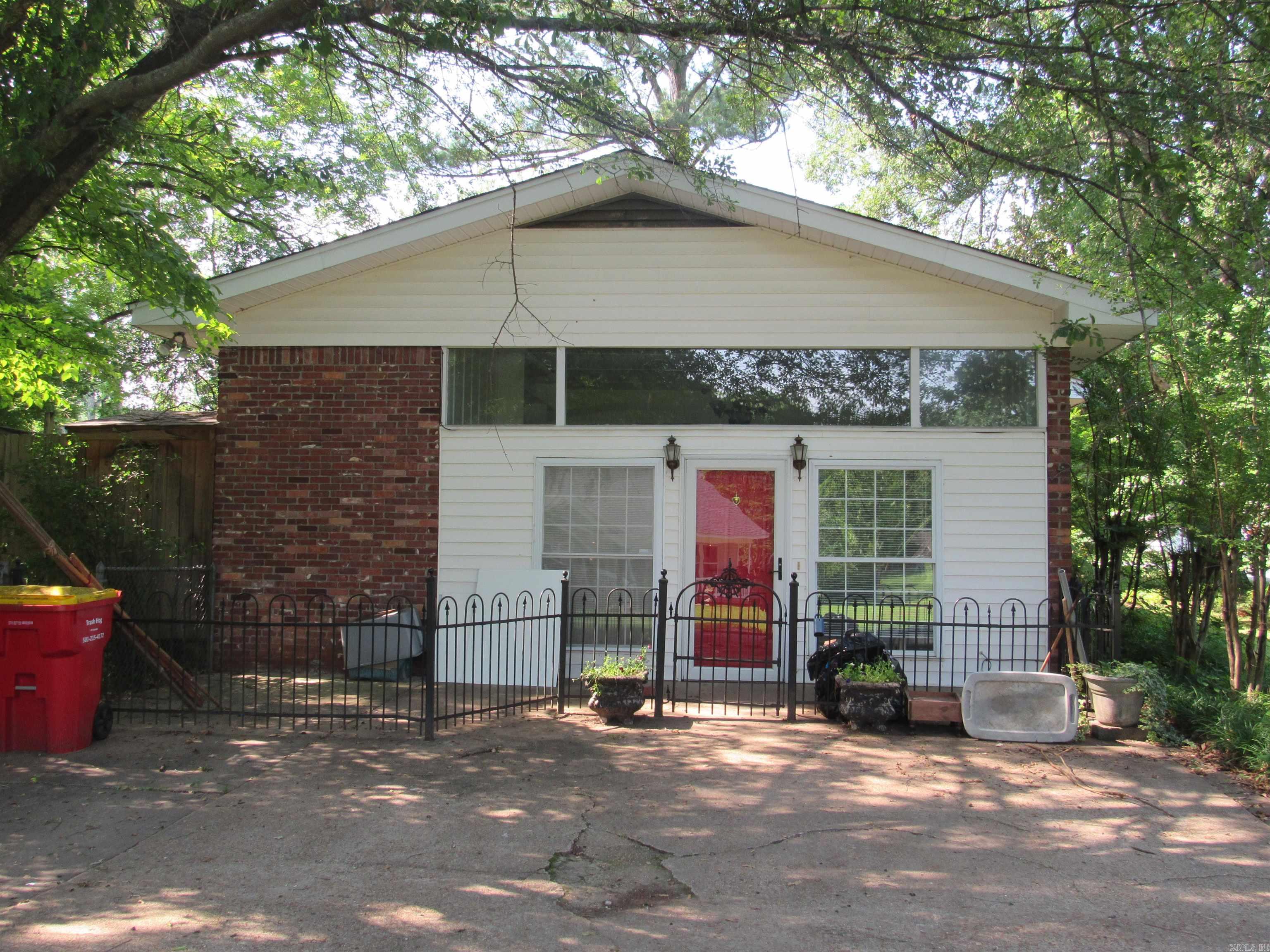4  INDIAN  Morrilton, AR
