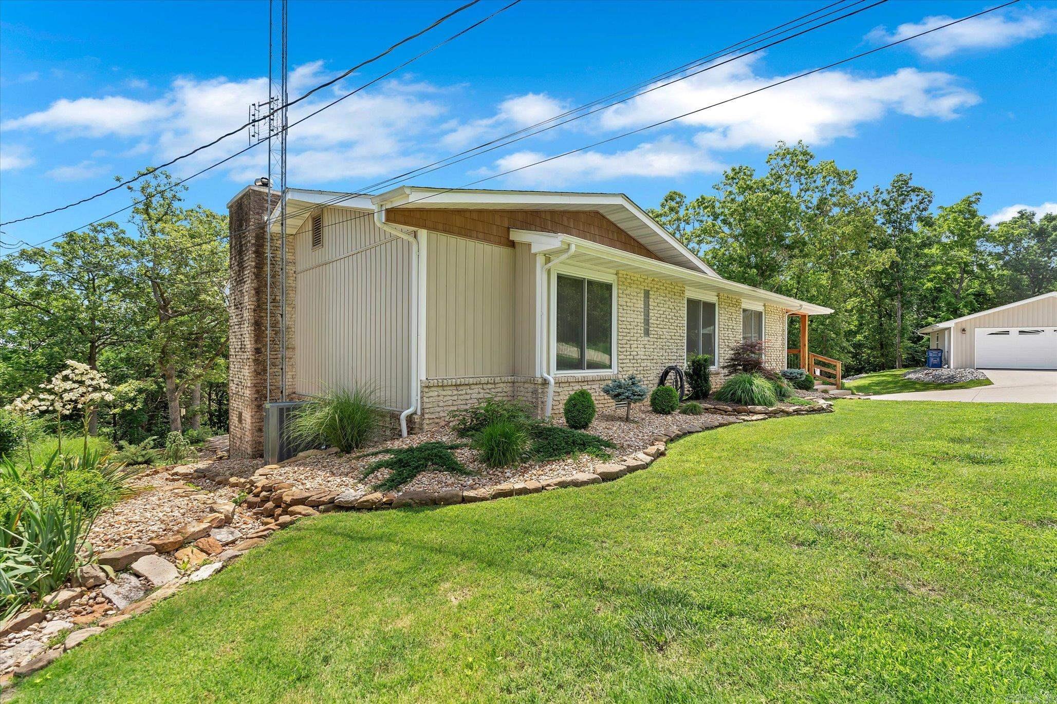 99 Shoreline Drive  Mountain Home, AR