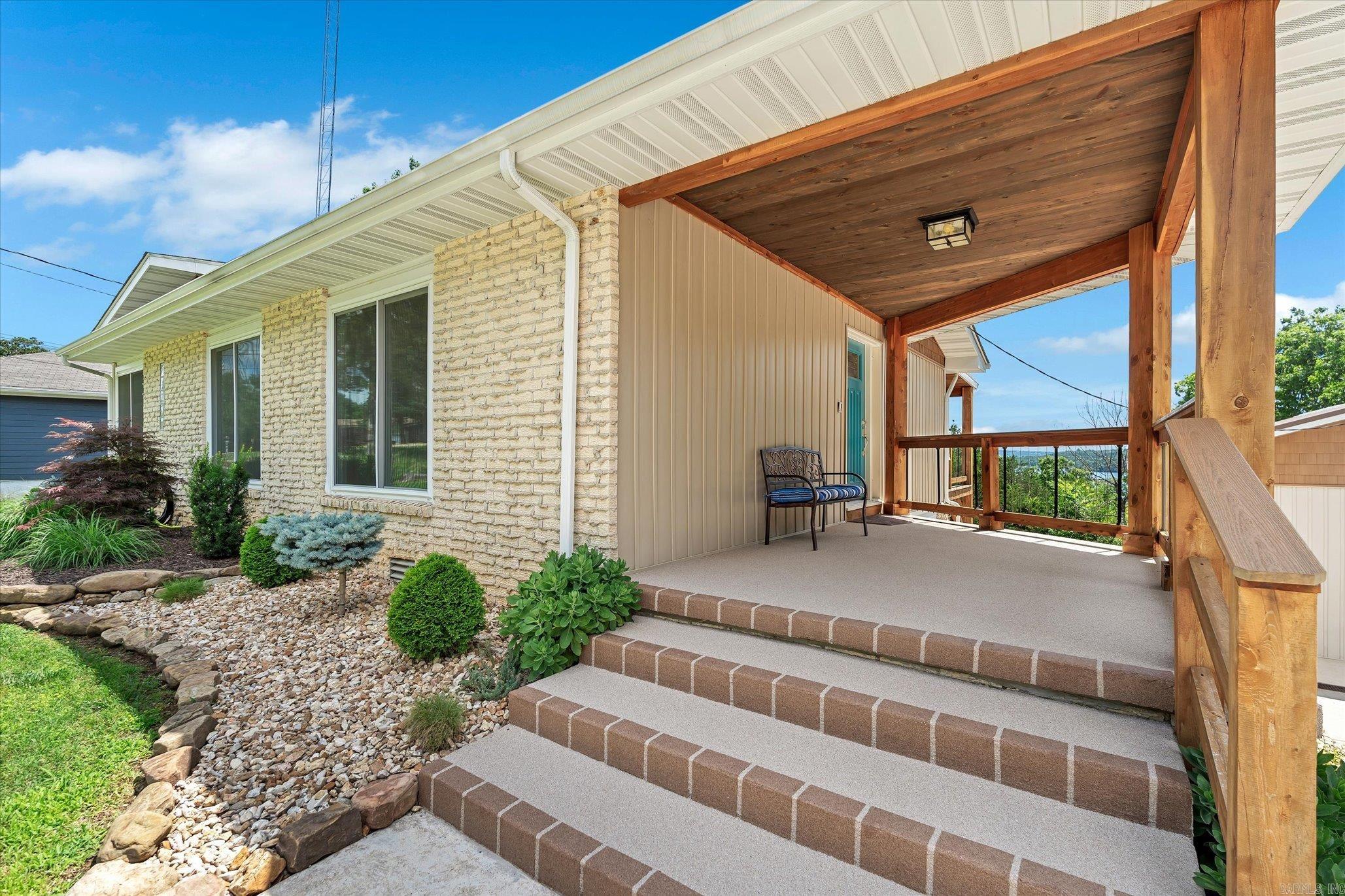 99 Shoreline Drive  Mountain Home, AR