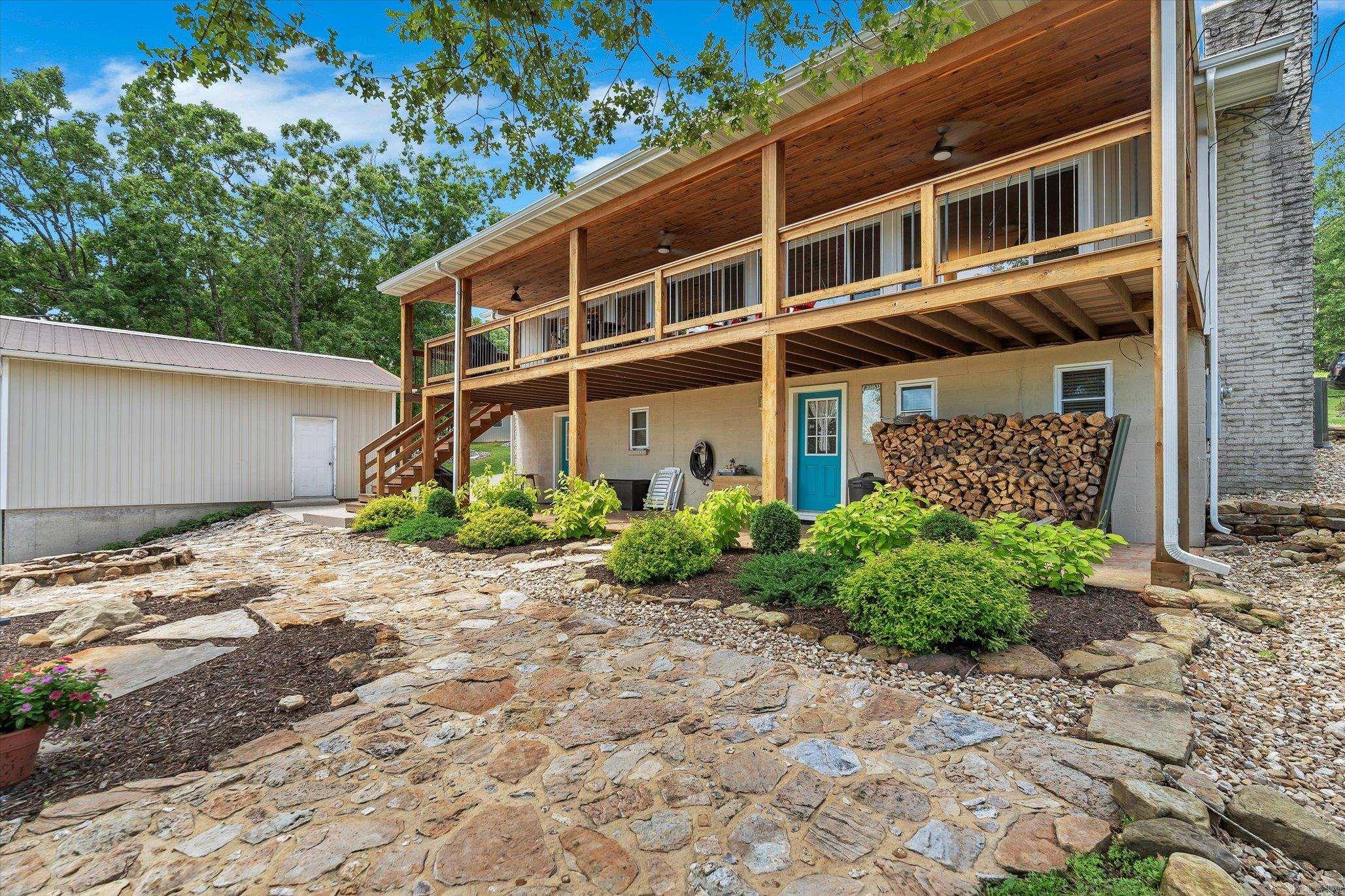 99 Shoreline Drive  Mountain Home, AR