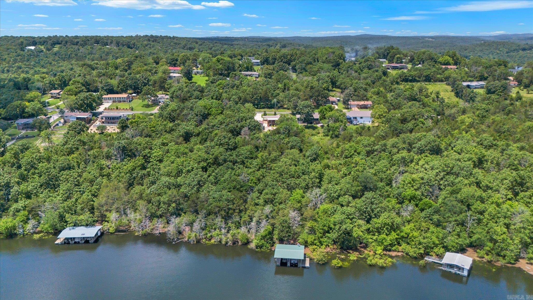 99 Shoreline Drive  Mountain Home, AR