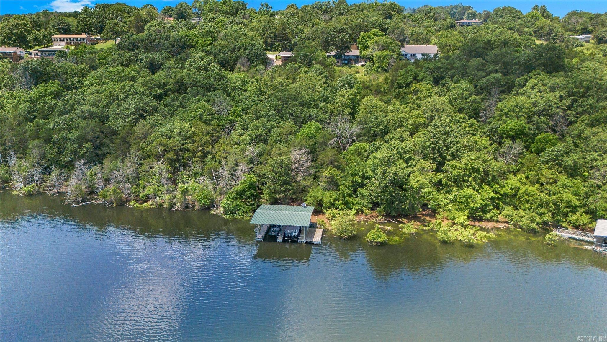 99 Shoreline Drive  Mountain Home, AR