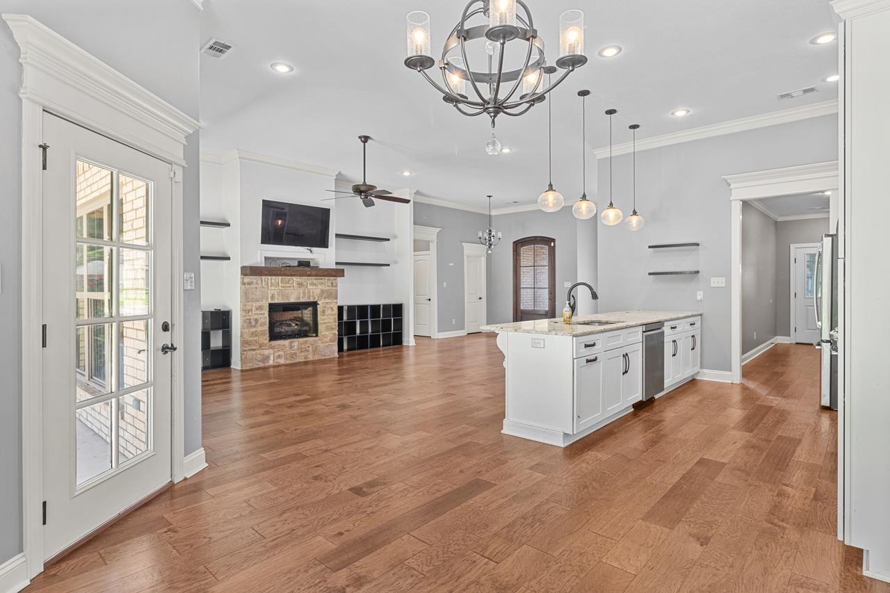3205 Mallard Pointe Ln  Jonesboro, AR