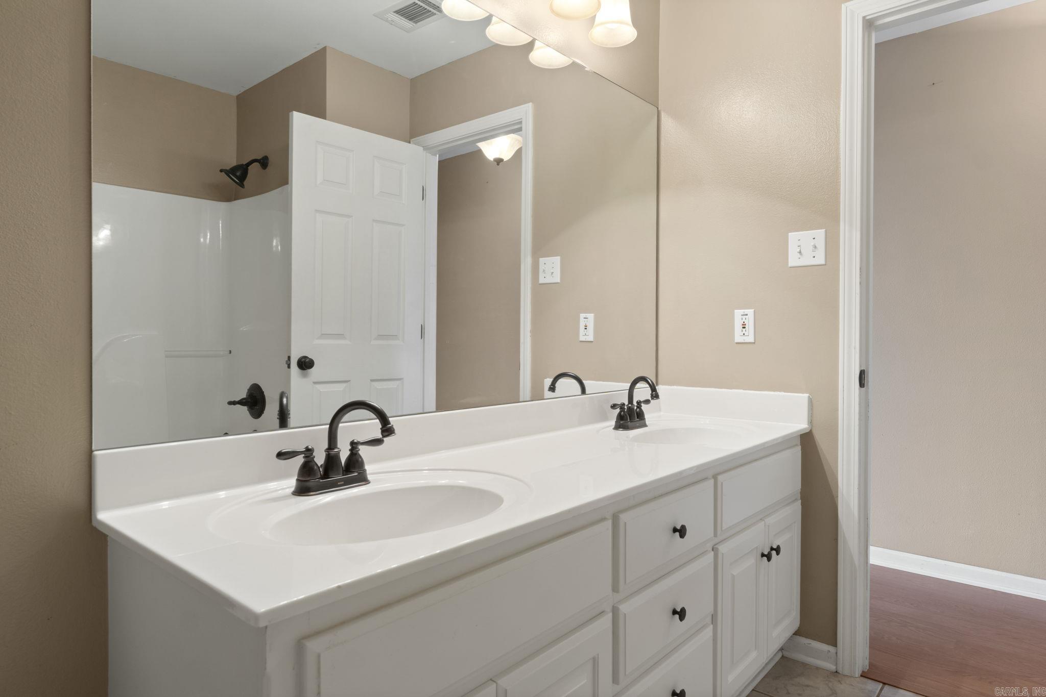 58 Emerald  Maumelle, AR