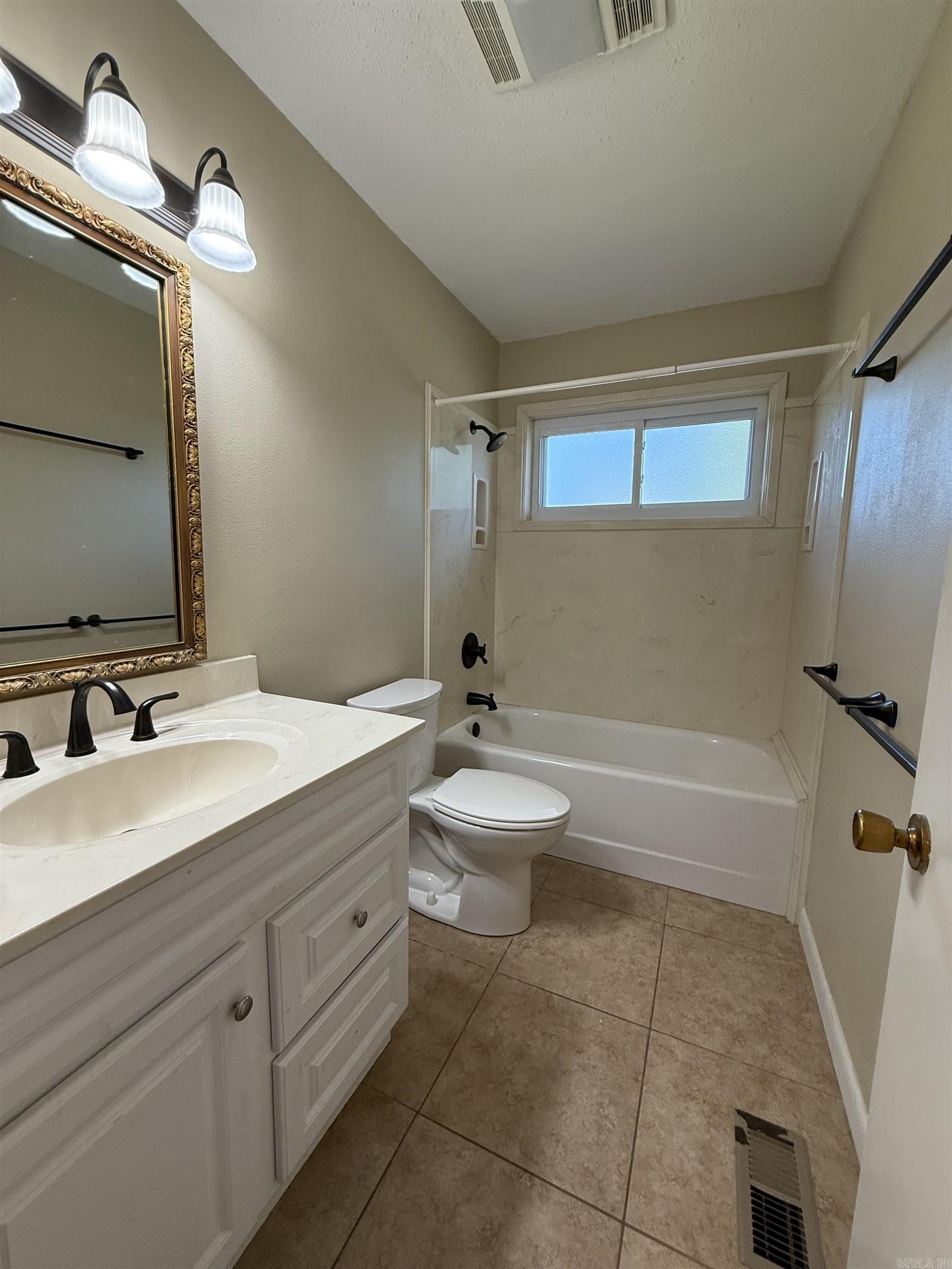 913 Schriner Ct  North Little Rock, AR