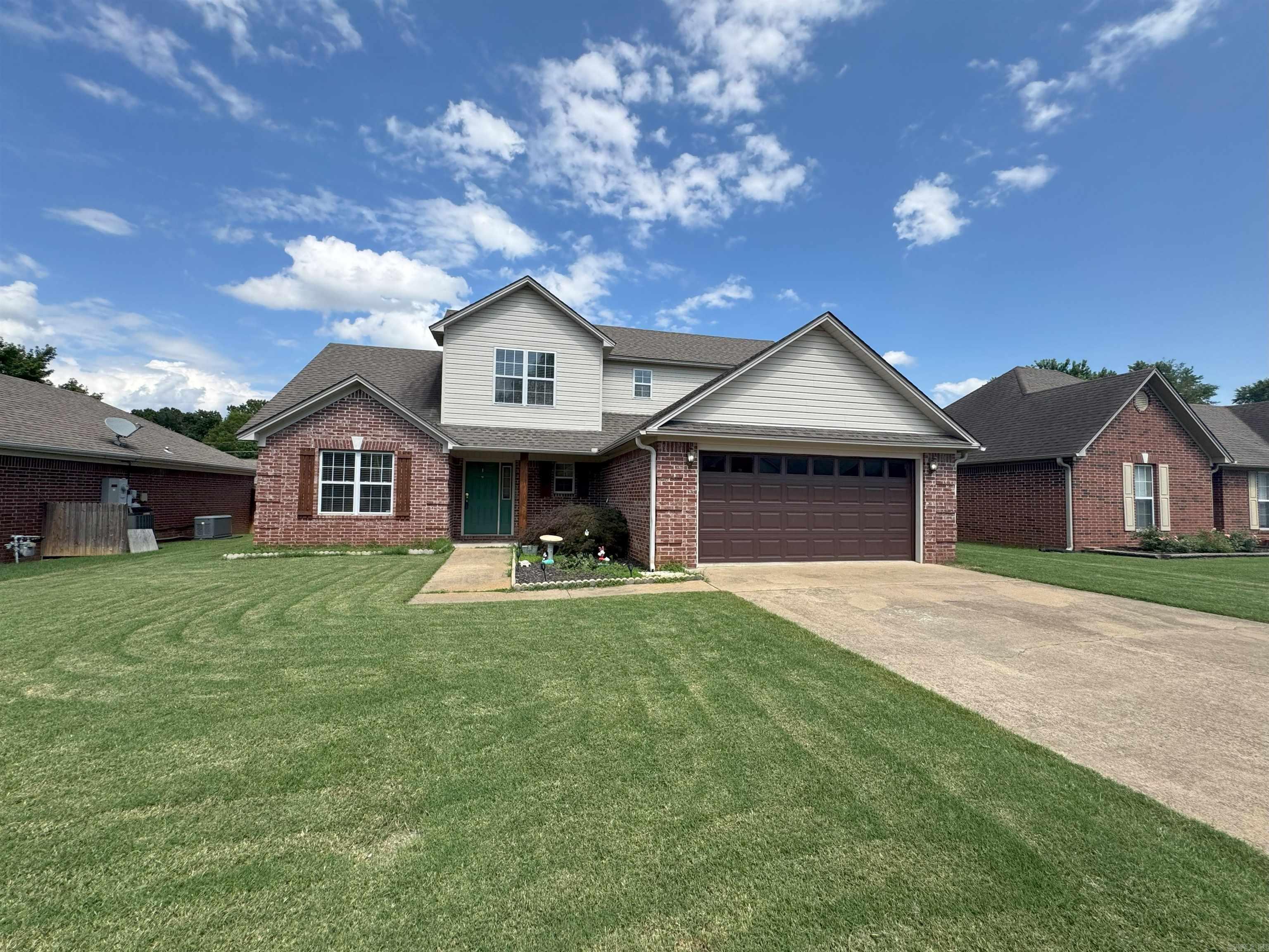 208 Crain  Searcy, AR