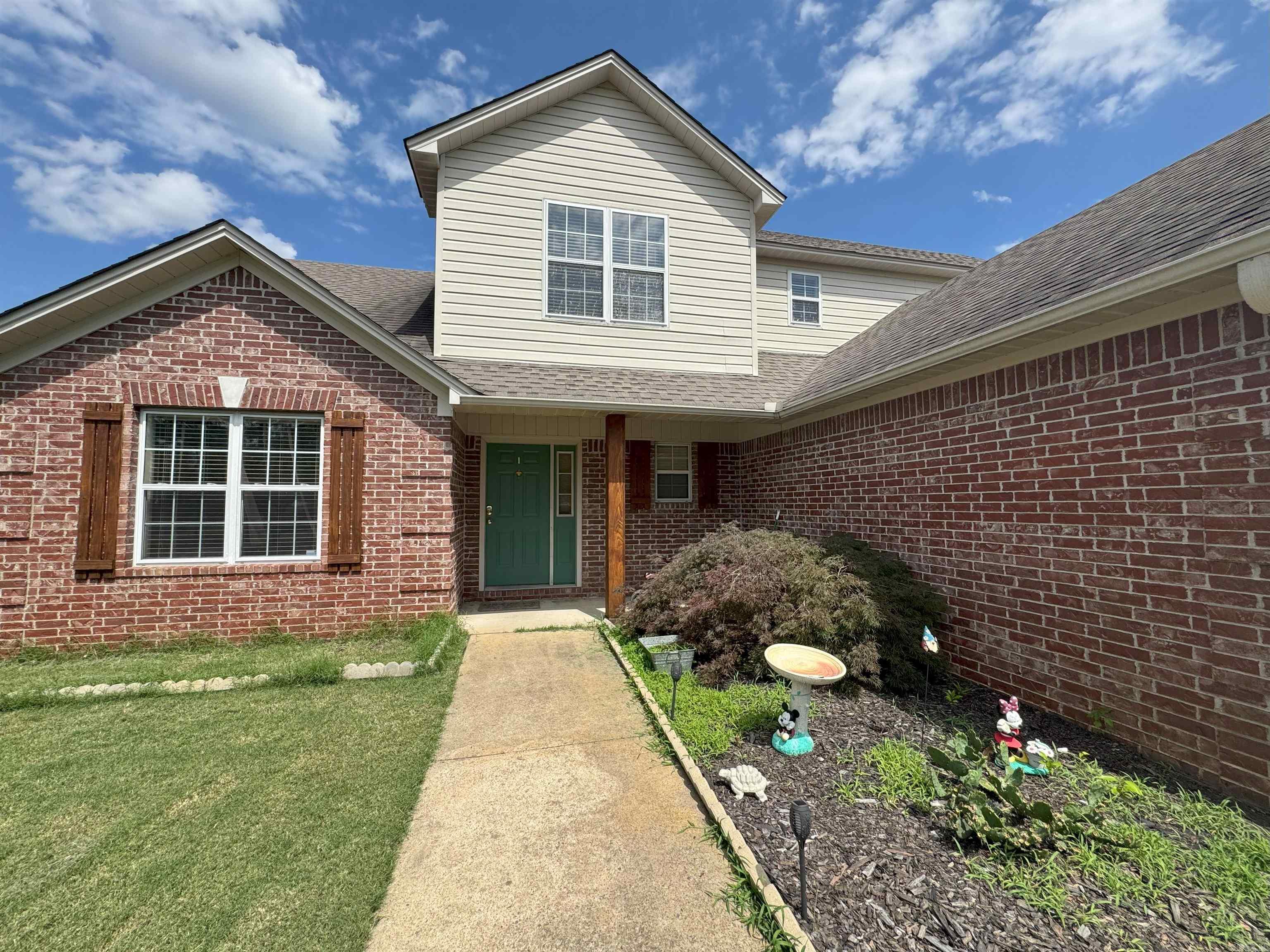 208 Crain  Searcy, AR