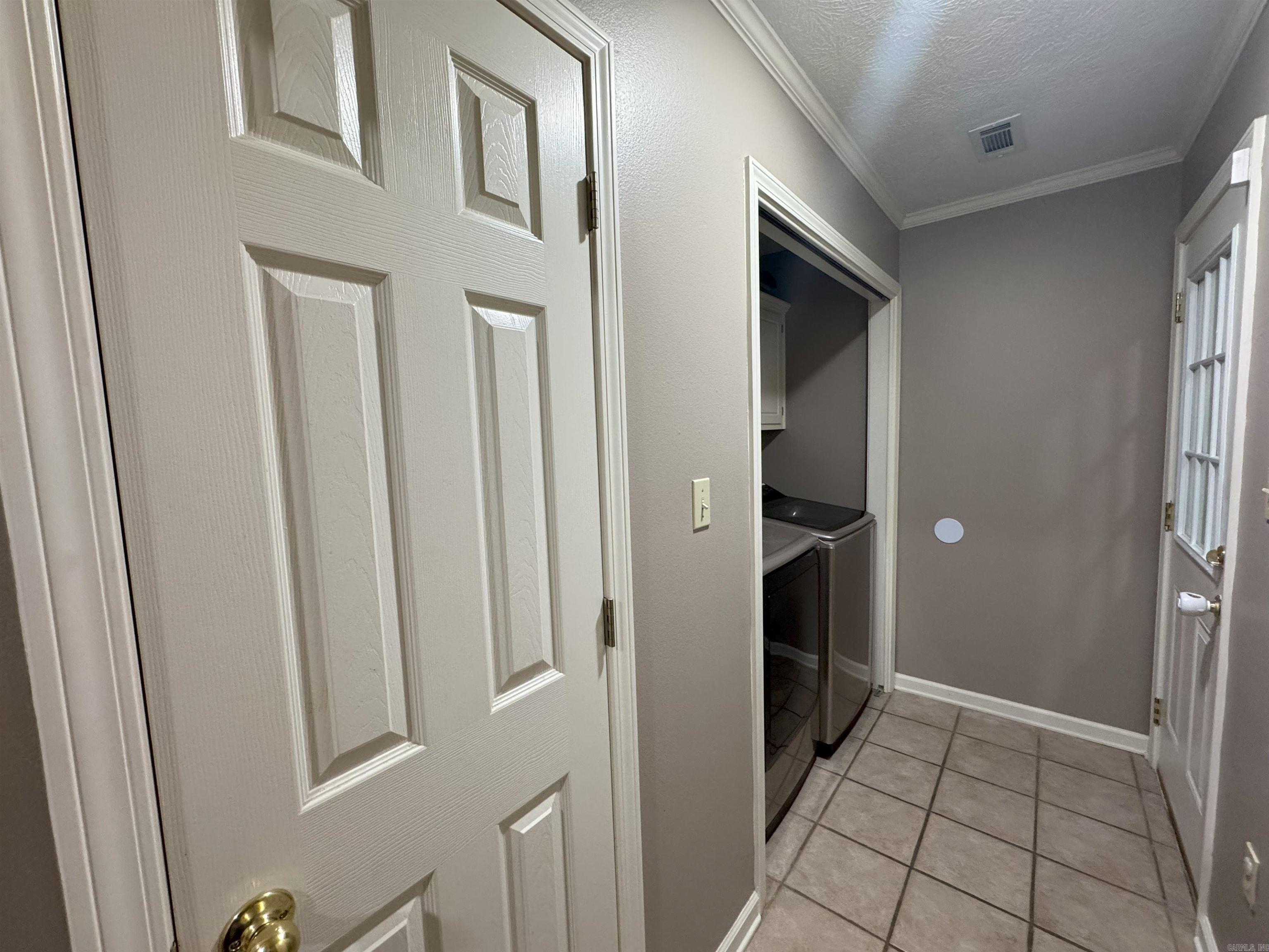 208 Crain  Searcy, AR
