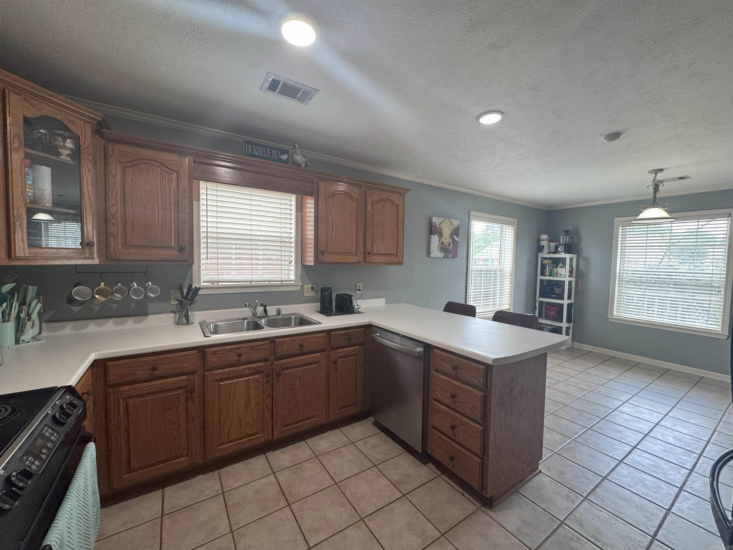 208 Crain  Searcy, AR