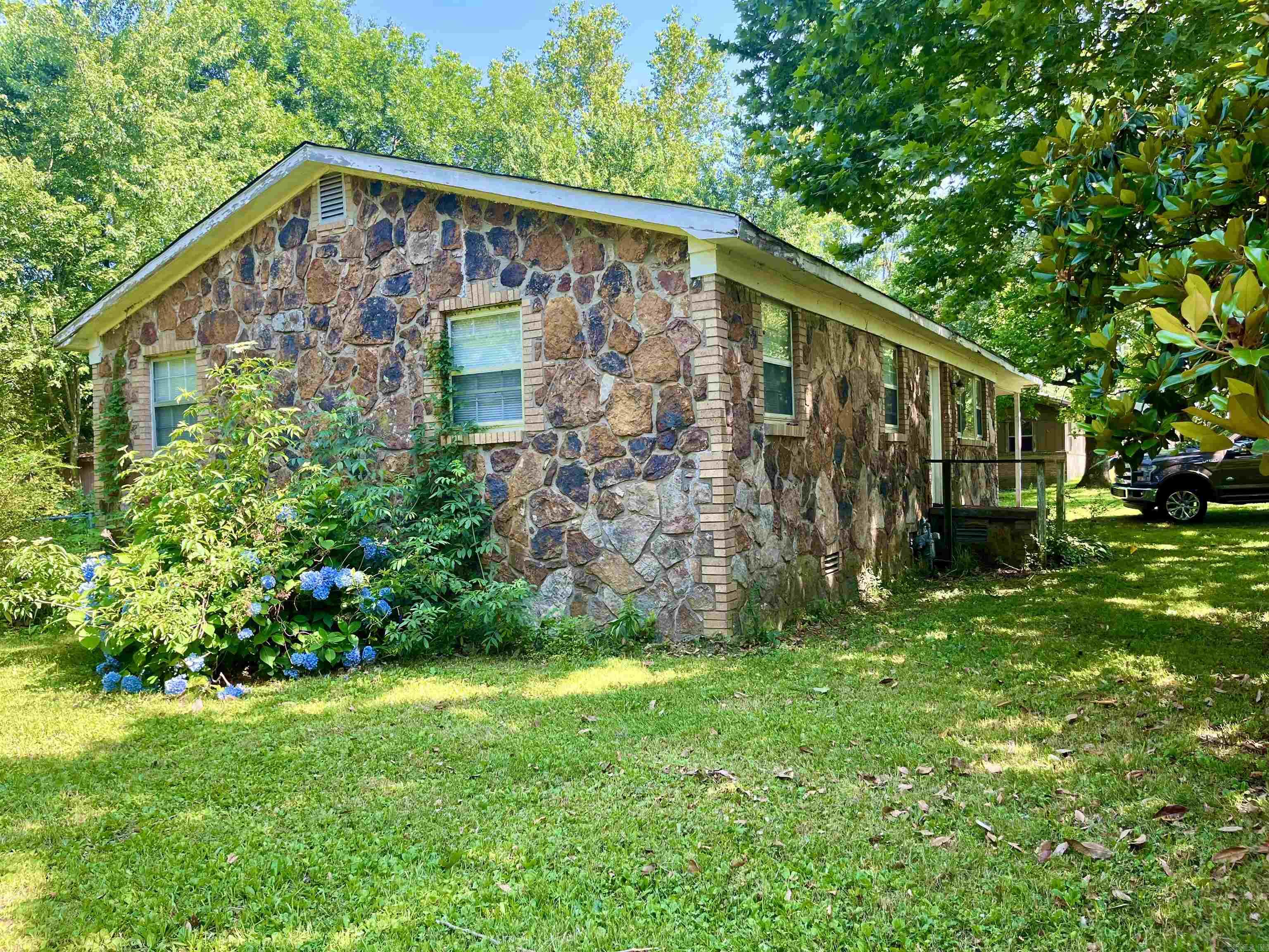 129 Carter  Searcy, AR