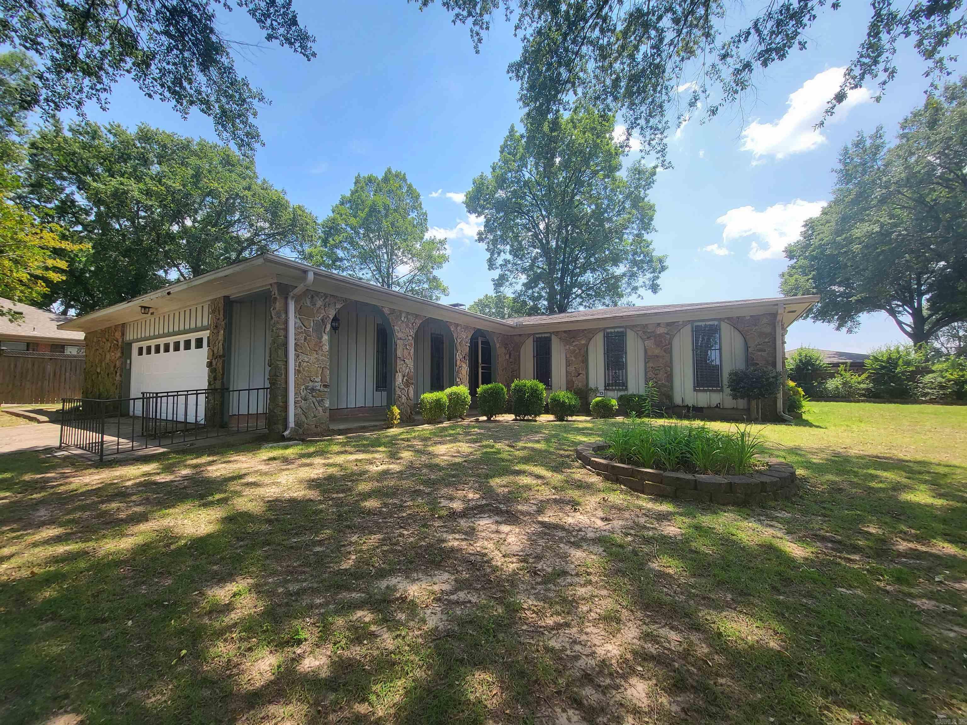 1008 W A  North Little Rock, AR
