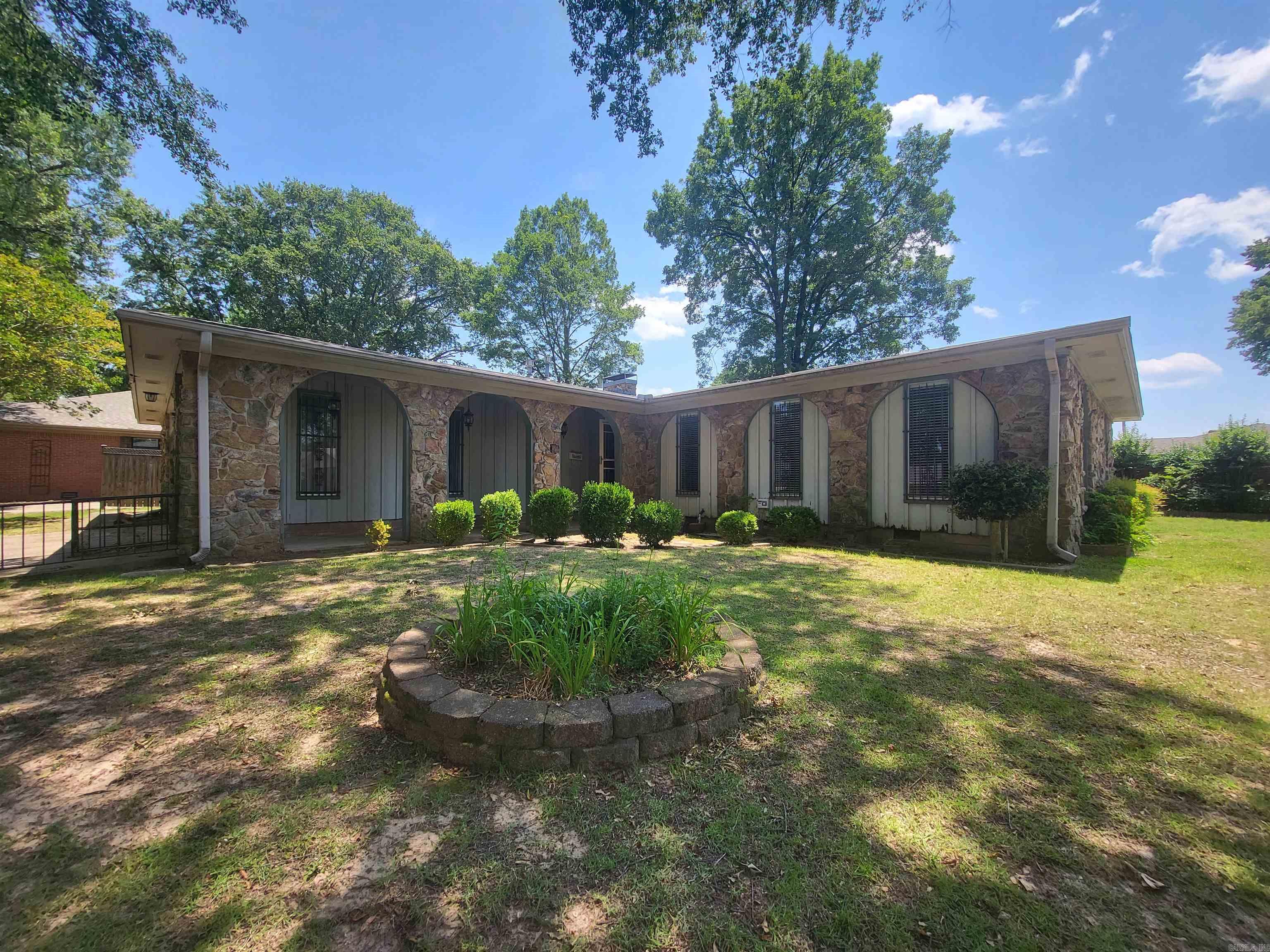 1008 W A  North Little Rock, AR
