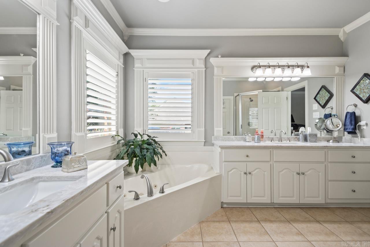 106 Hidden Falls Lane  Maumelle, AR