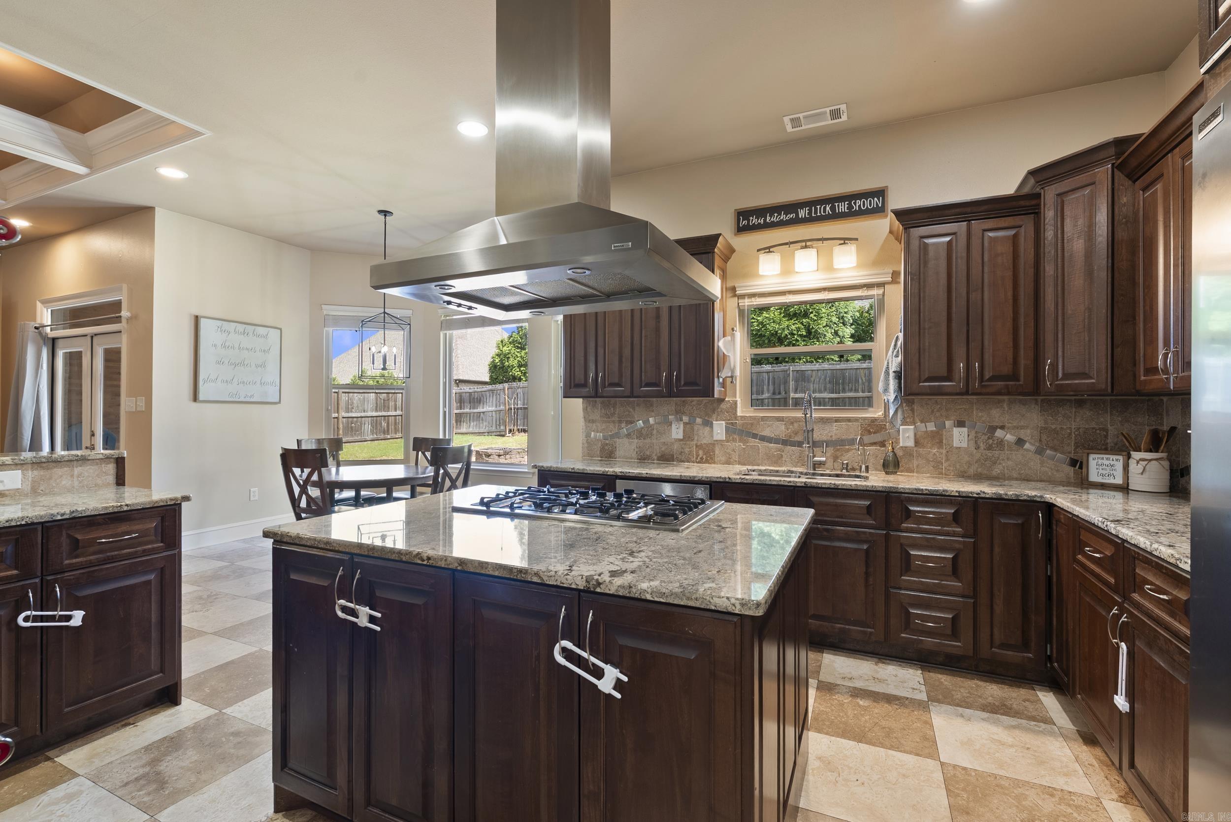 5526 Palisades  Benton, AR