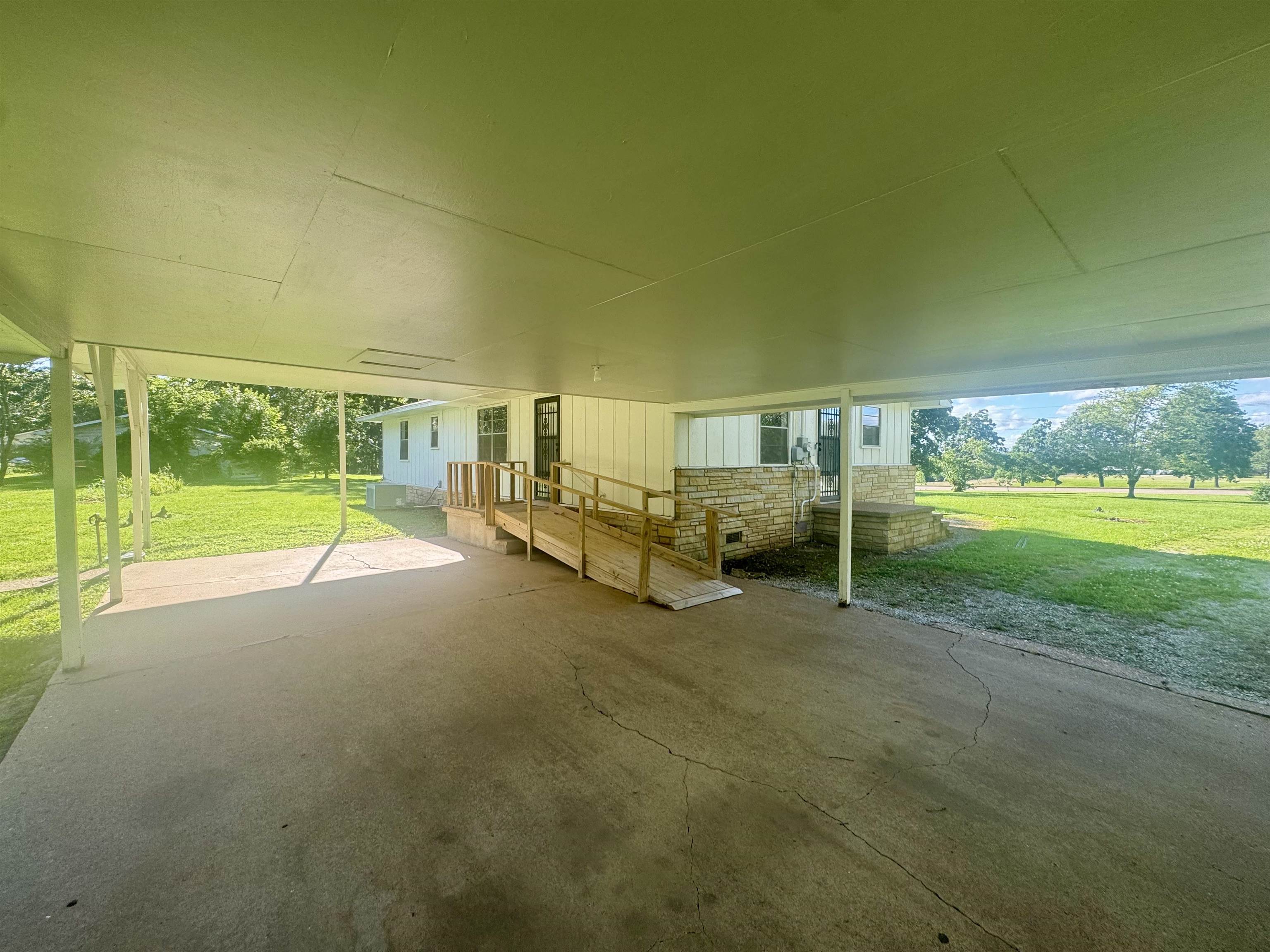 1794 Highway 62/412  Highland, AR