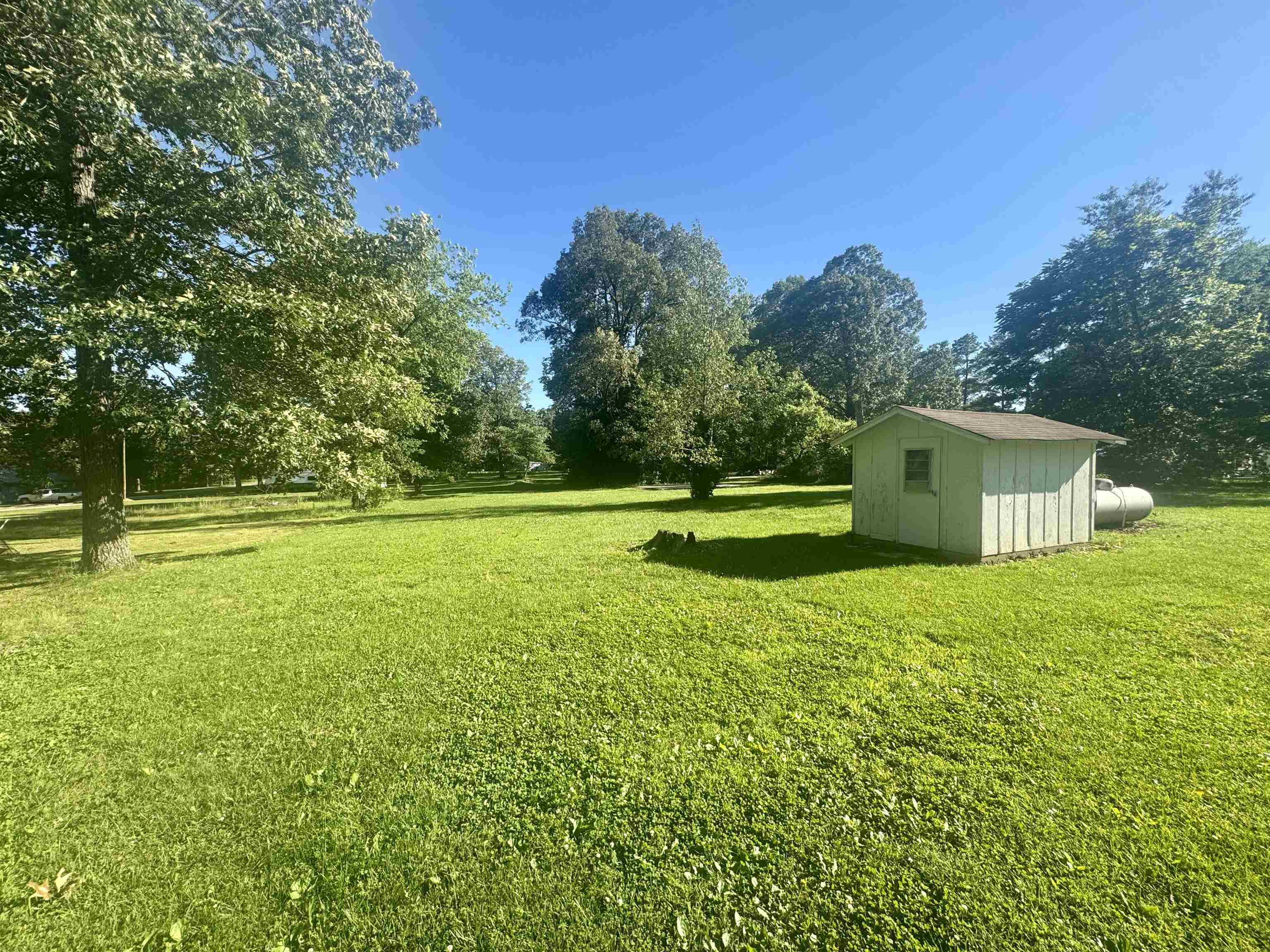 1794 Highway 62/412  Highland, AR
