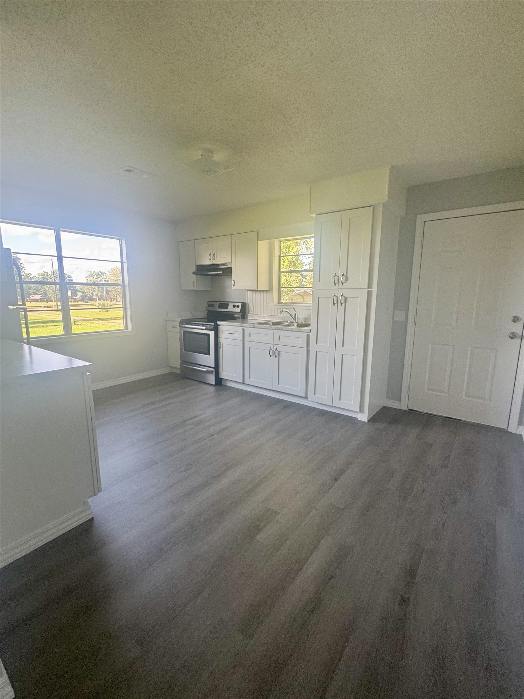 1794 Highway 62/412  Highland, AR