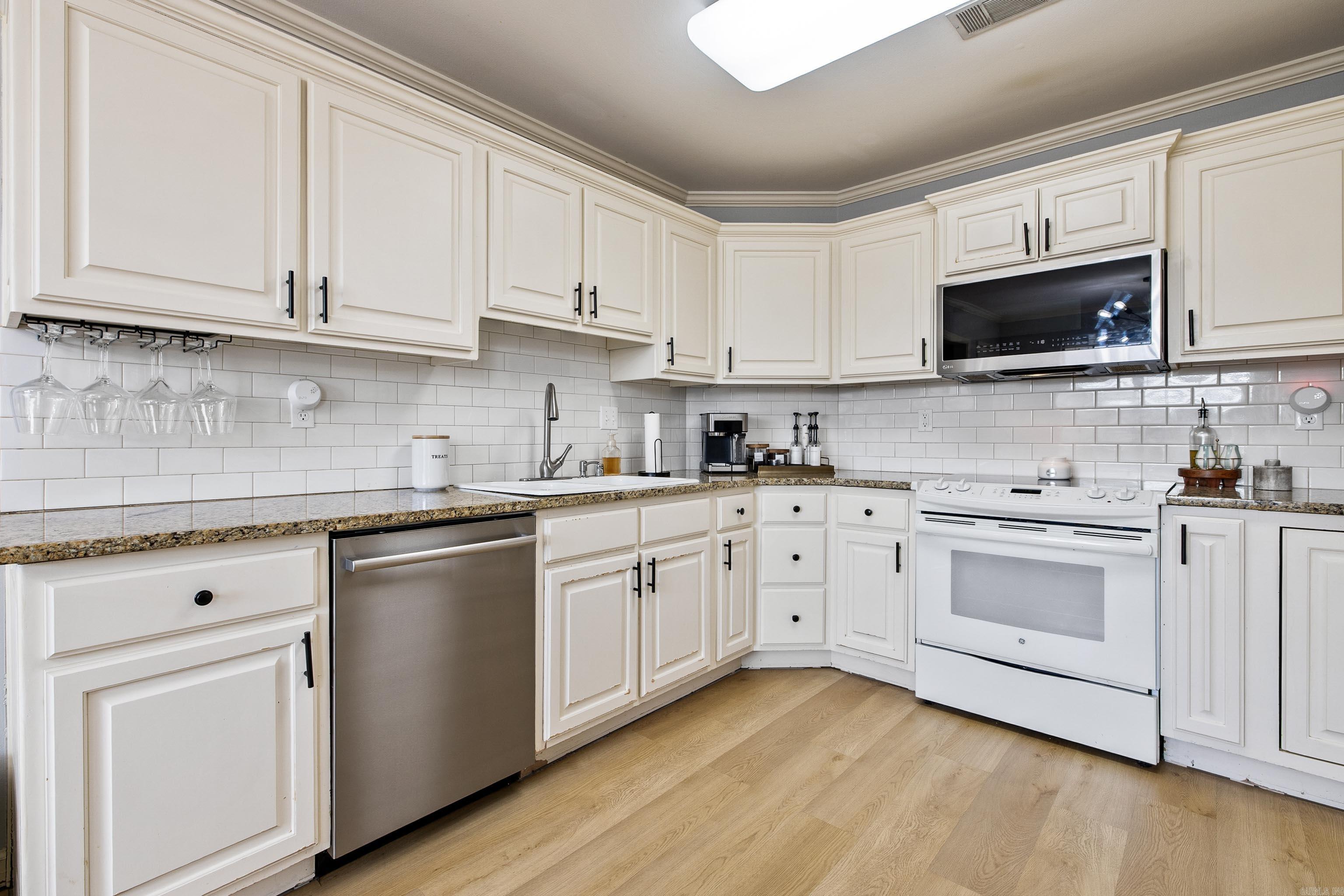 48 Wedgeside Dr  Little Rock, AR