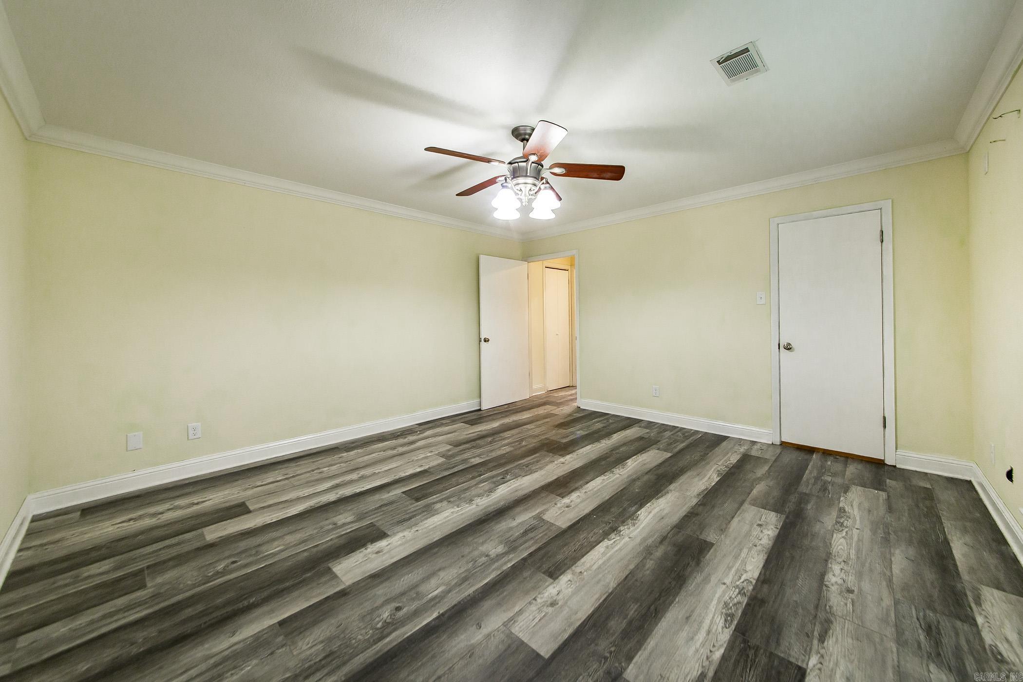 221 San Juan  Hot Springs, AR