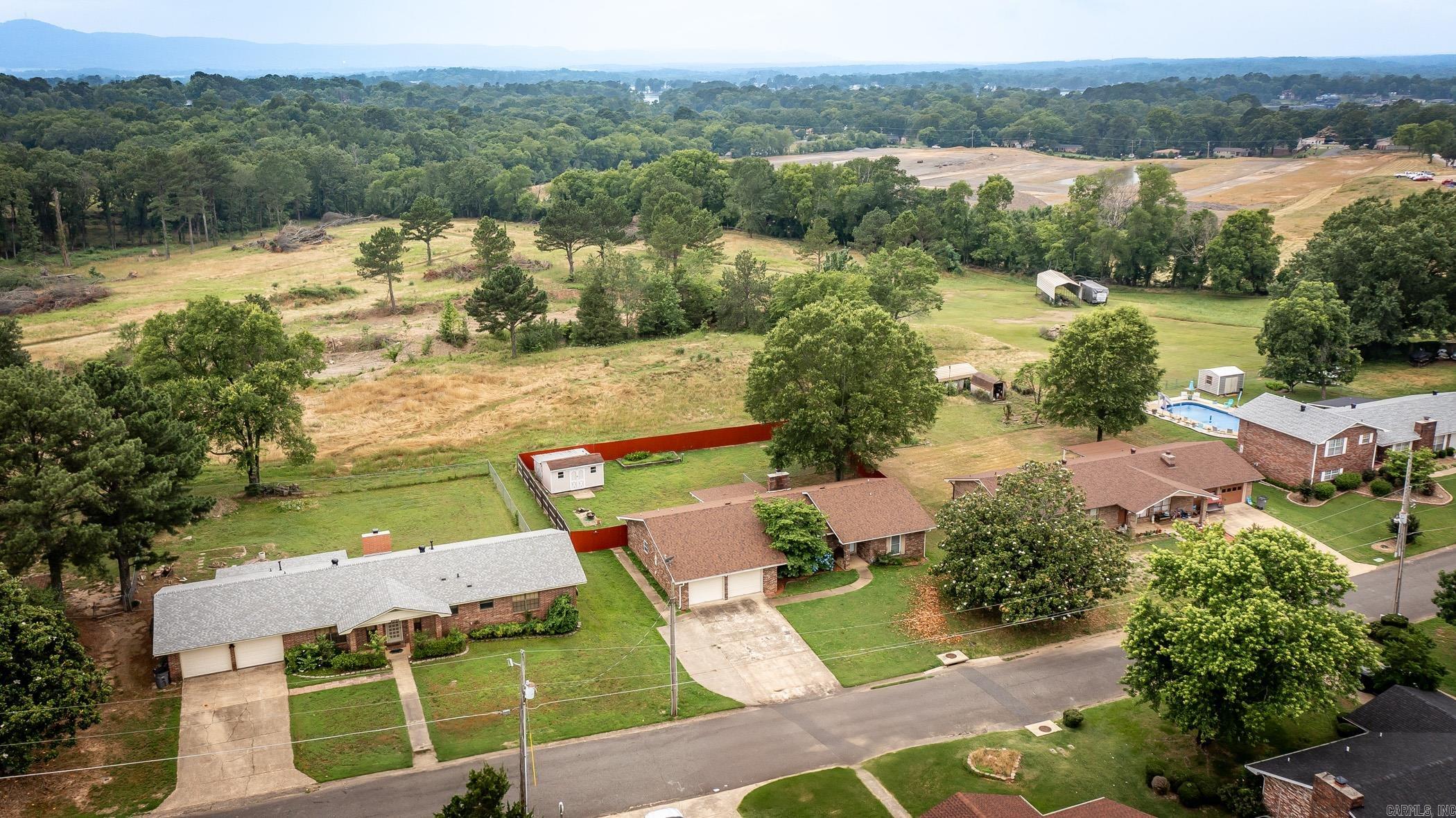 221 San Juan  Hot Springs, AR