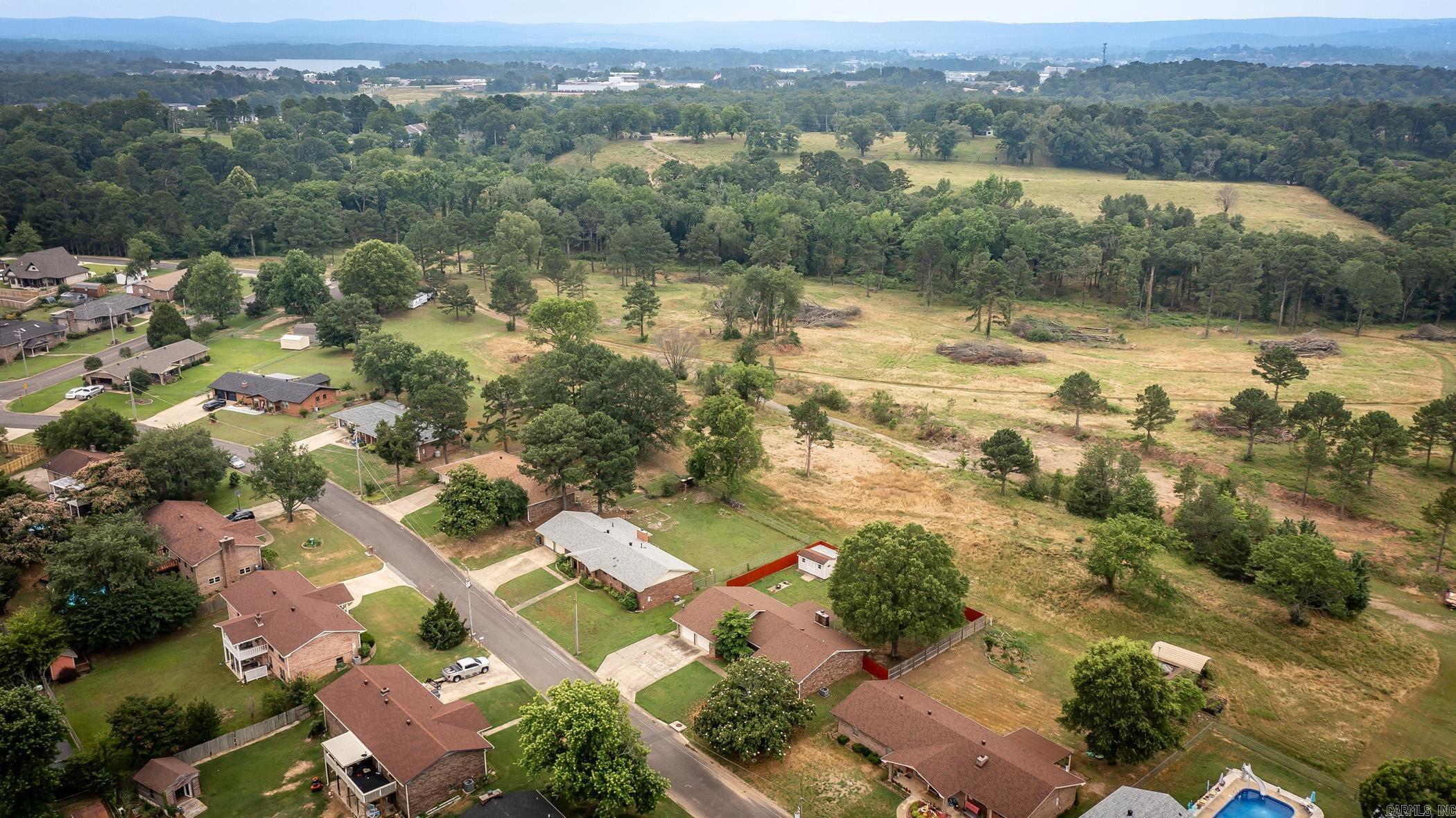 221 San Juan  Hot Springs, AR