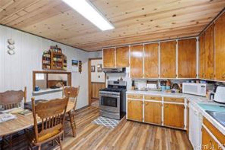 1440 N Shore Rd  Atkins, AR