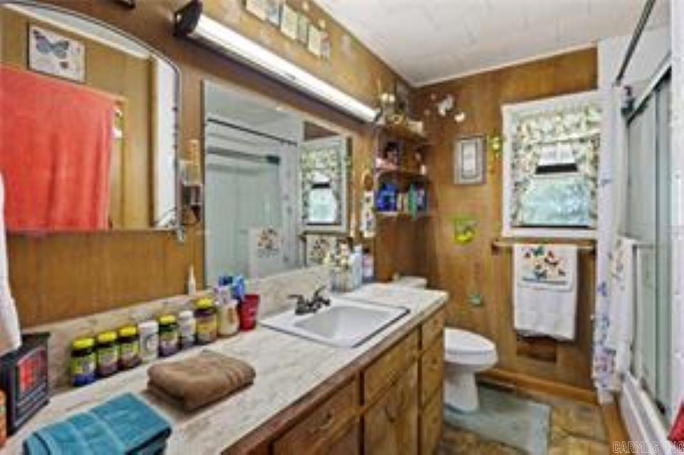 1440 N Shore Rd  Atkins, AR
